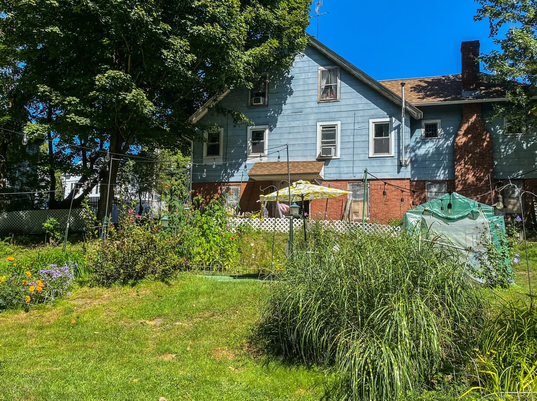 Photo 2 of 15 of 344 Hazard Avenue house