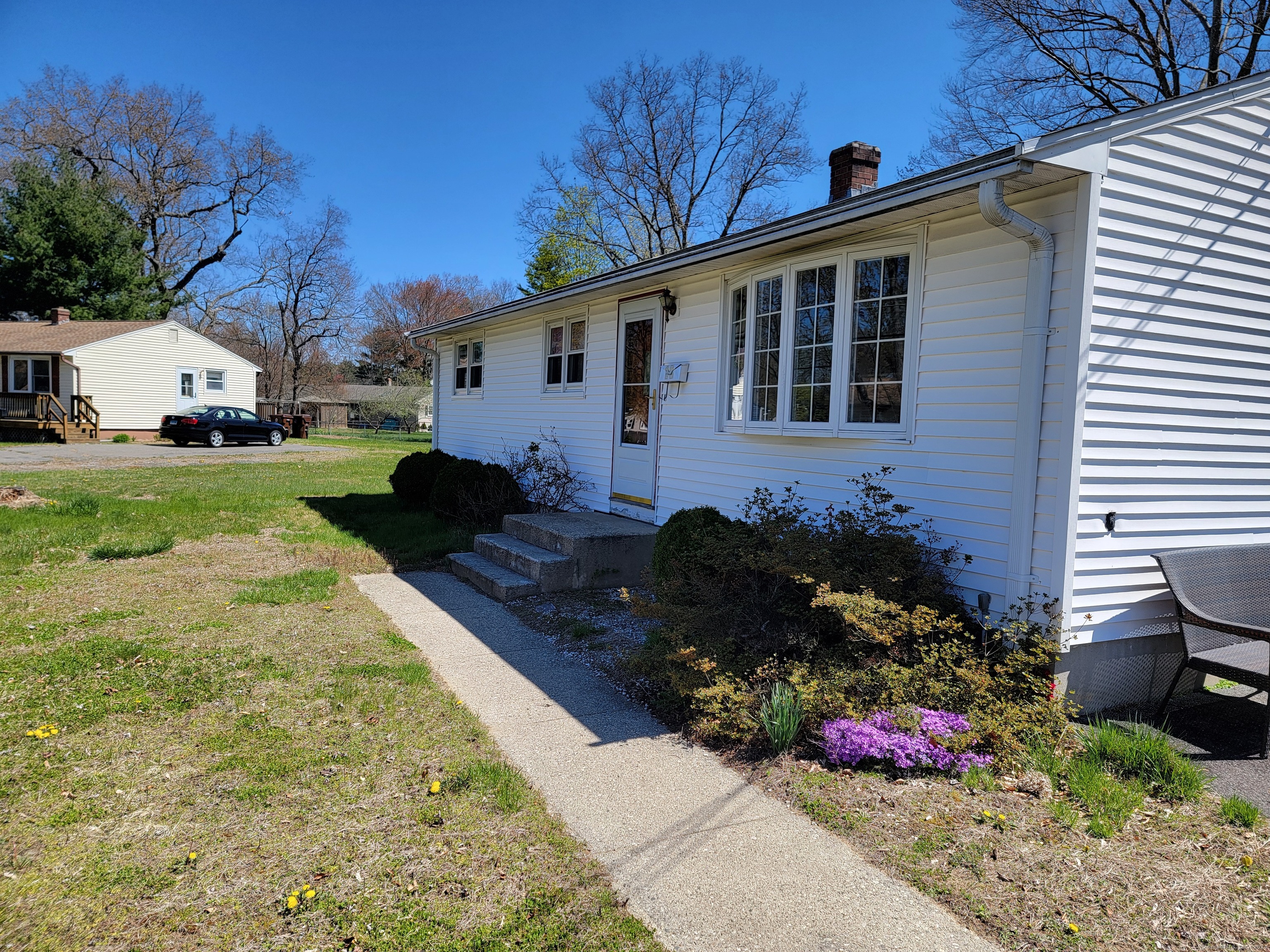 Photo 4 of 25 of 18 Marble Road house