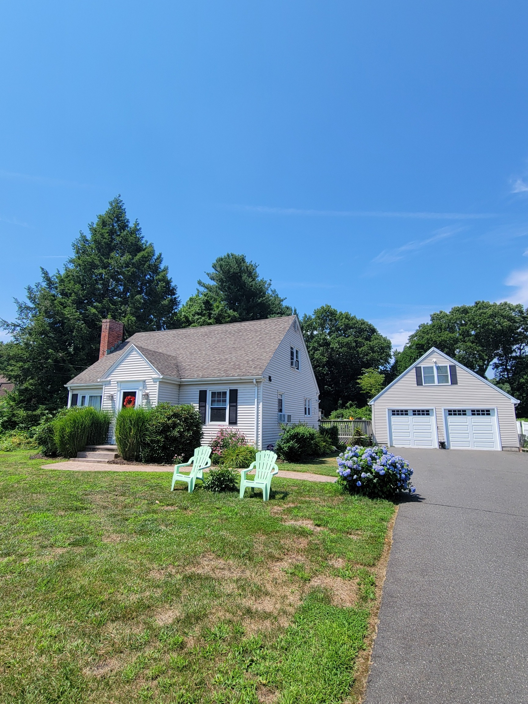 Photo 1 of 16 of 239 Great Swamp Road house