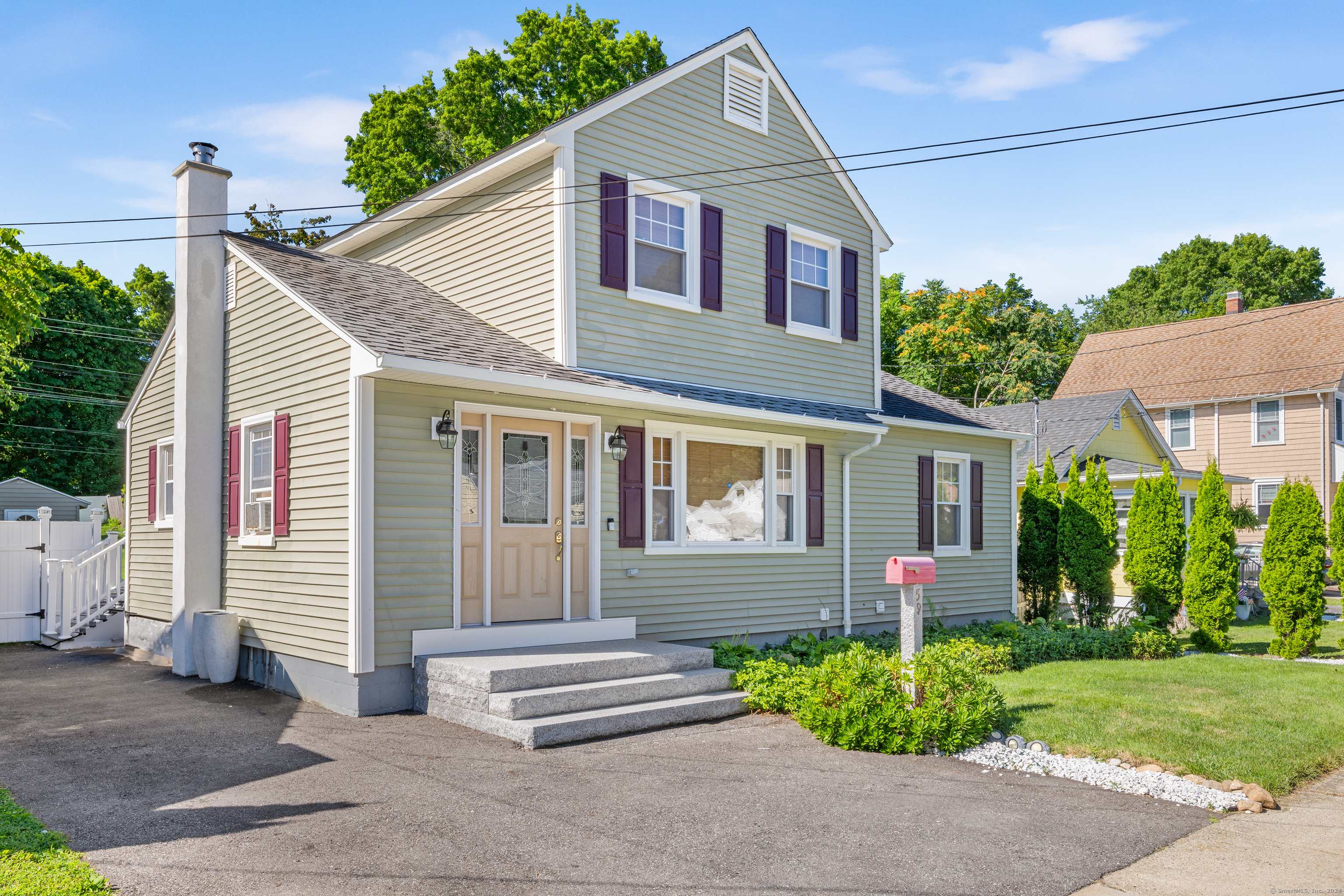 Photo 3 of 26 of 59 Elderkin Avenue house