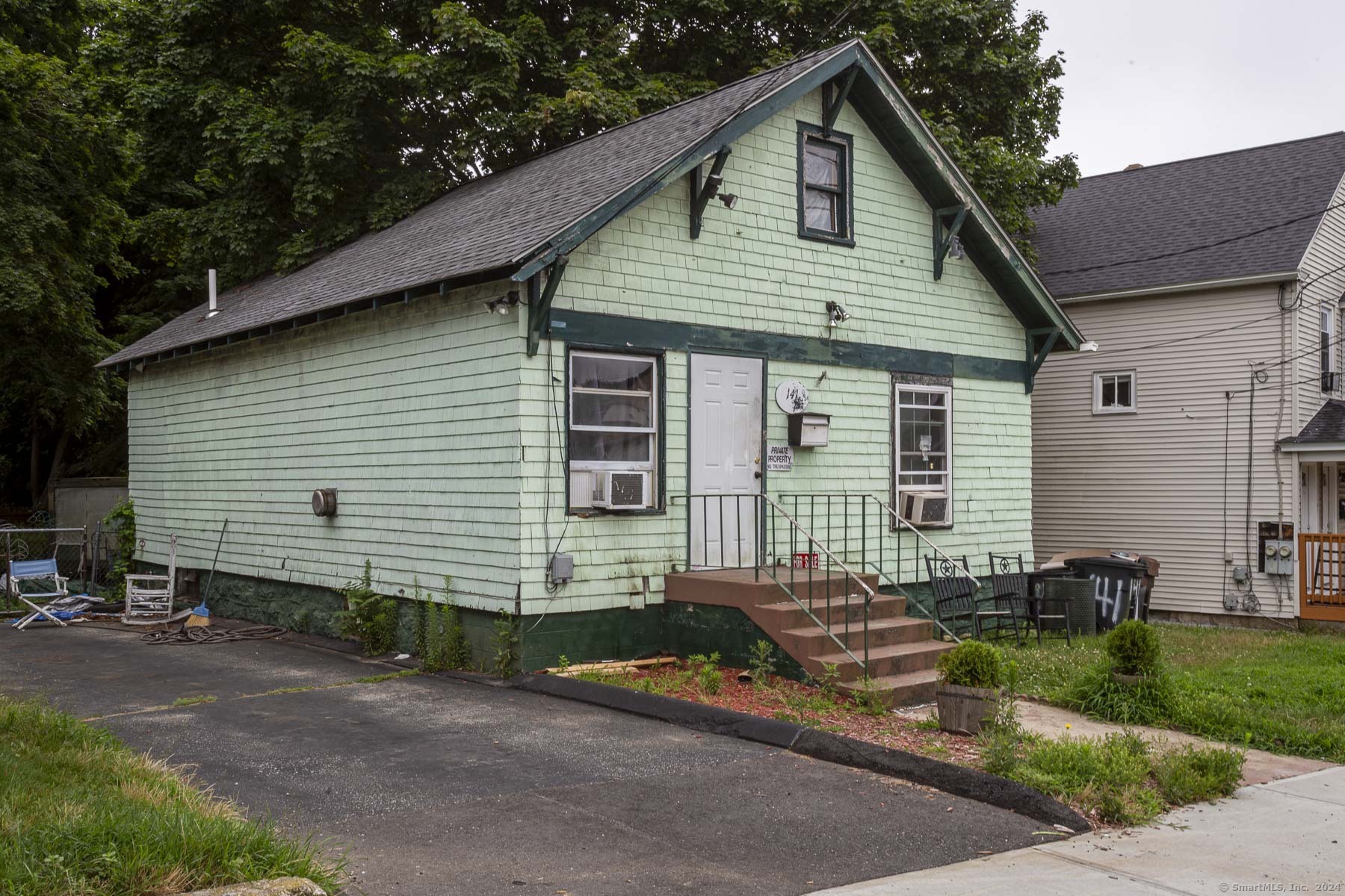 Photo 1 of 16 of 141 Poquonnock Road house