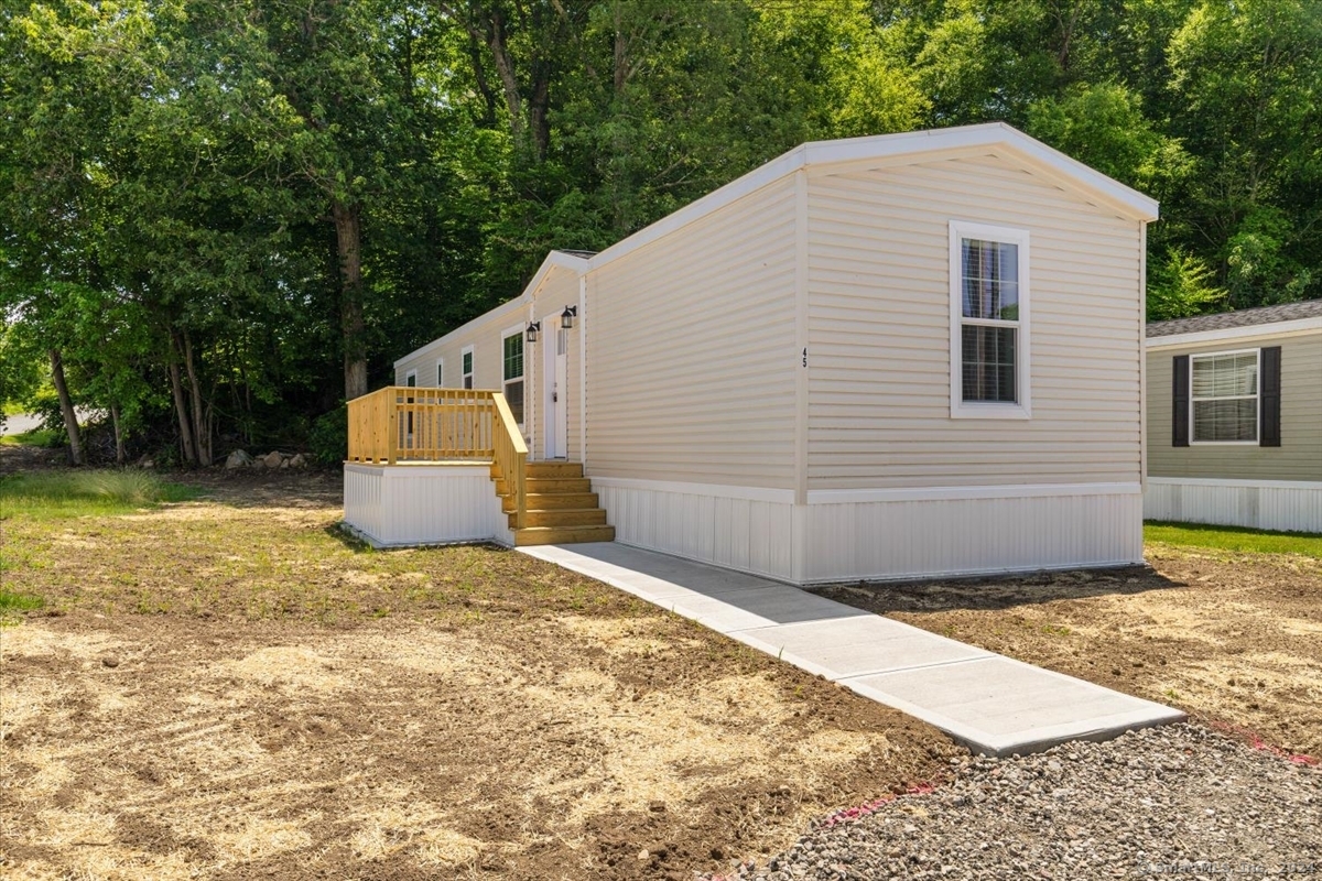 Photo 1 of 25 of 301 Buddington Road LOT 45 mobile home