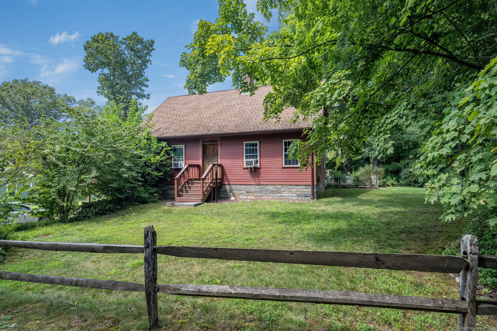 Photo 1 of 30 of 120 Old Turnpike Road house