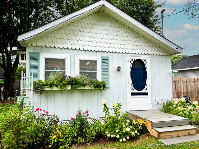 Photo 1 of 40 of 28 1st Street house