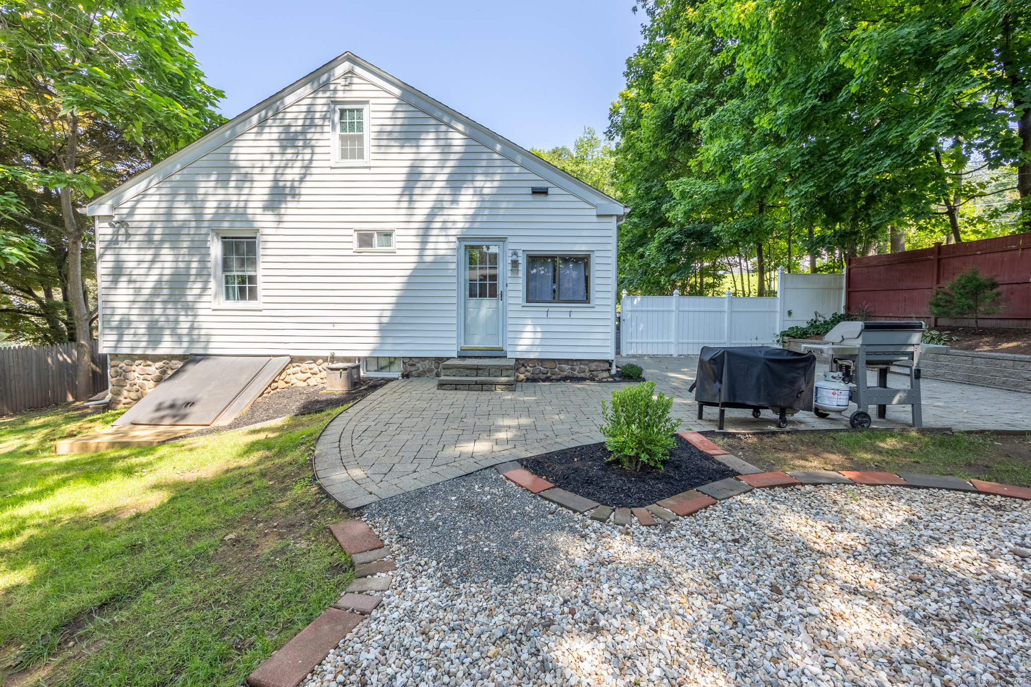 Photo 6 of 6 of 29 Harrison Street house