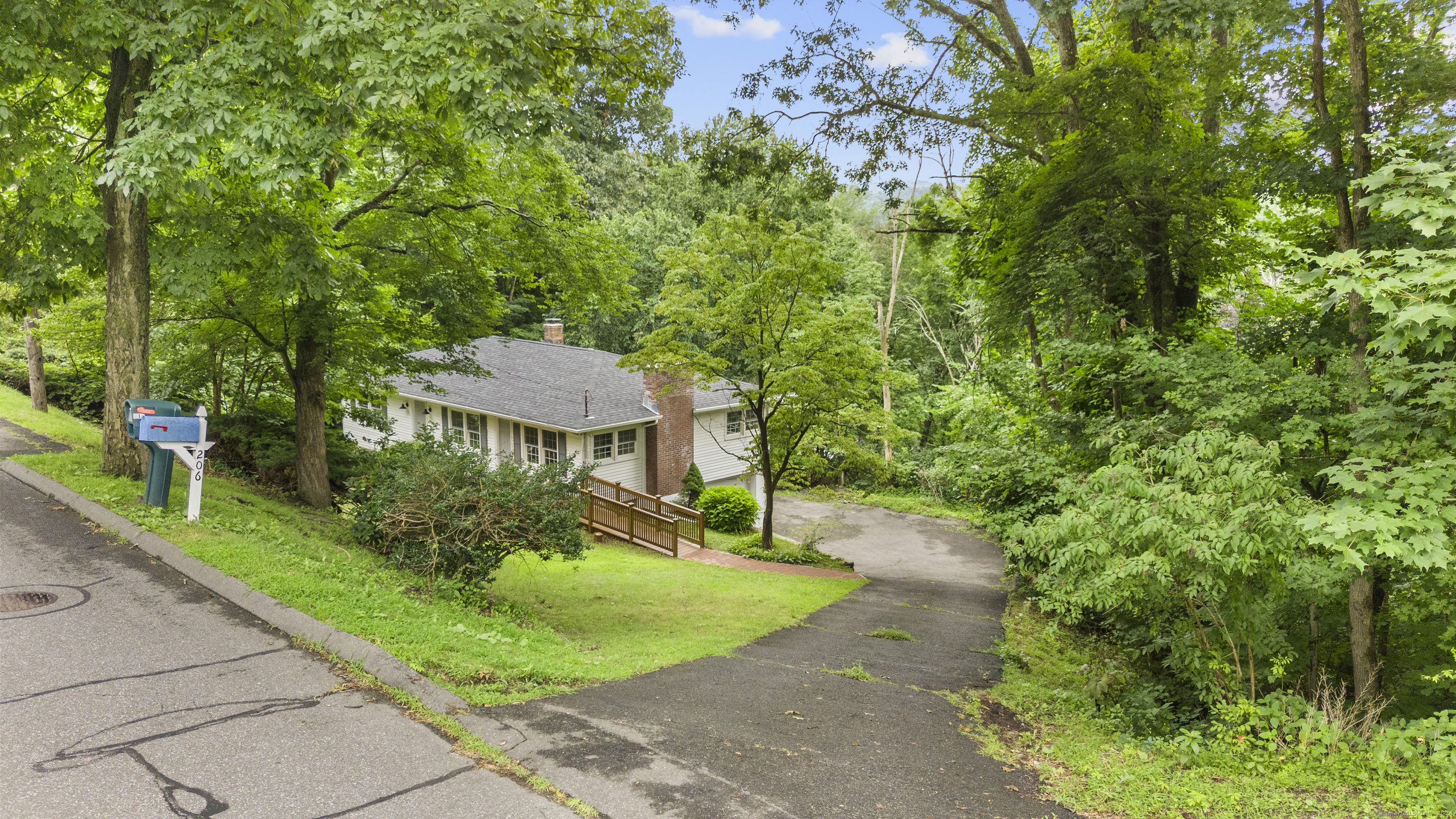 Photo 33 of 40 of 213 Steinmann Avenue house