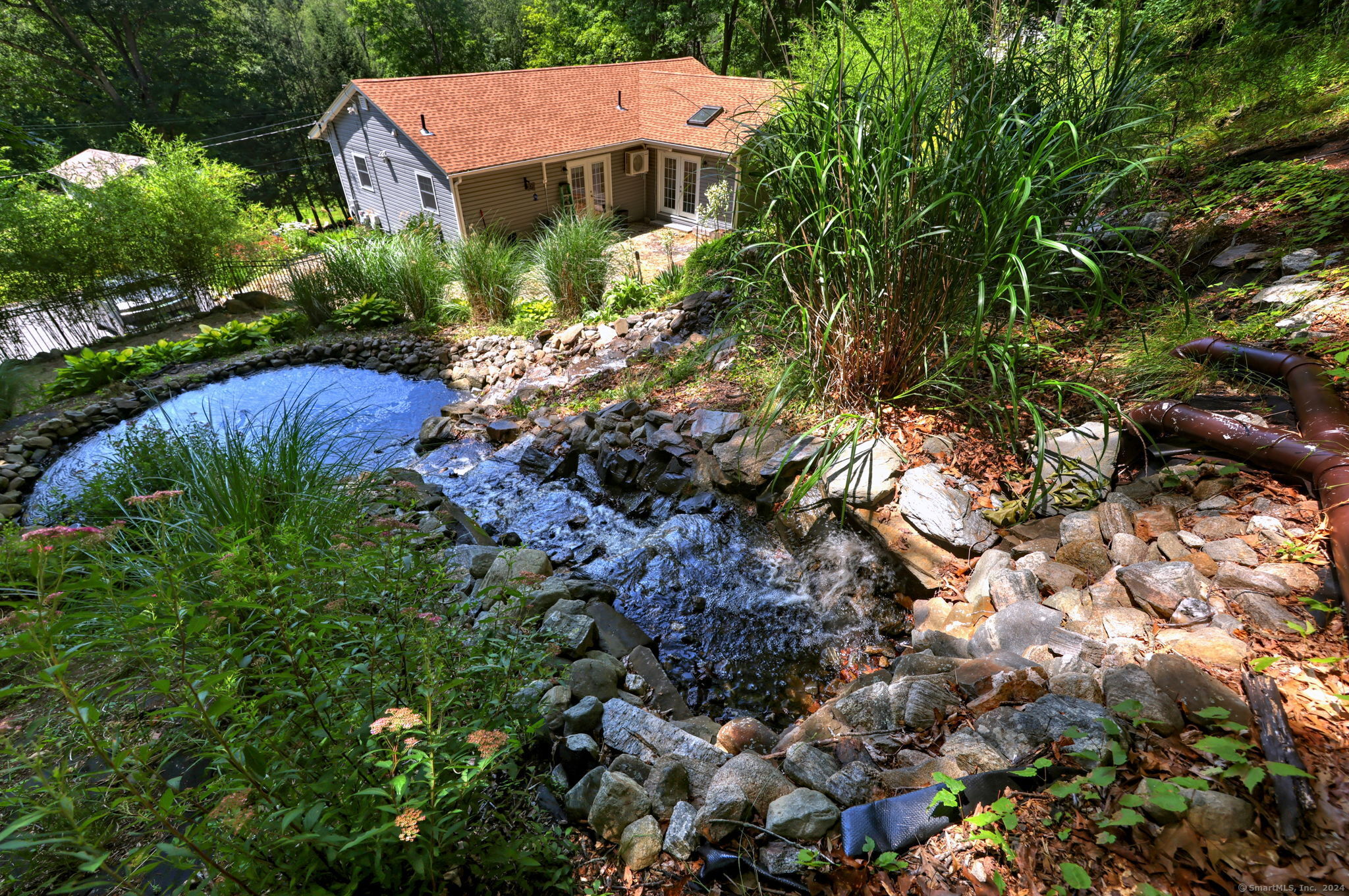 Photo 5 of 40 of 70 Steinmann Avenue house