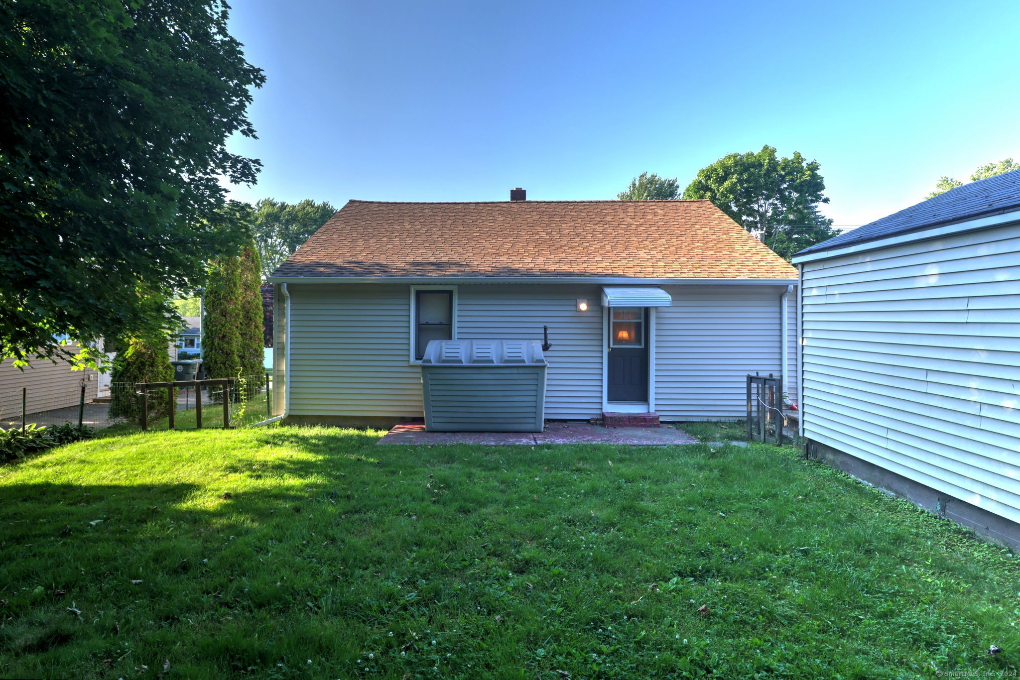 Photo 19 of 22 of 154 Yale Avenue house