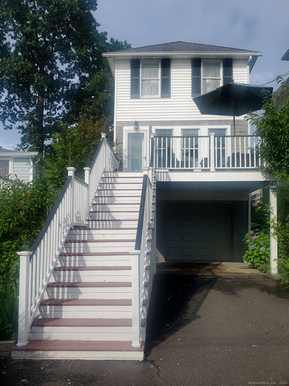 Photo 1 of 20 of 47 Beachland Avenue house