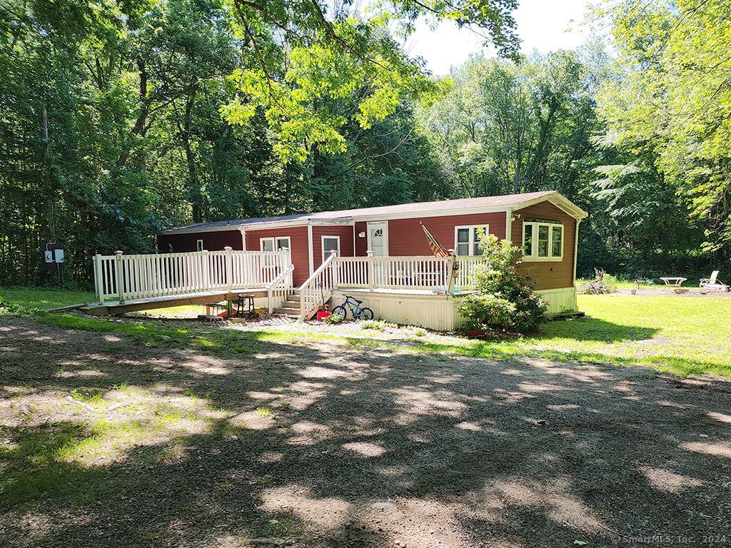 Photo 2 of 3 of 17 Laurel Point Drive mobile home