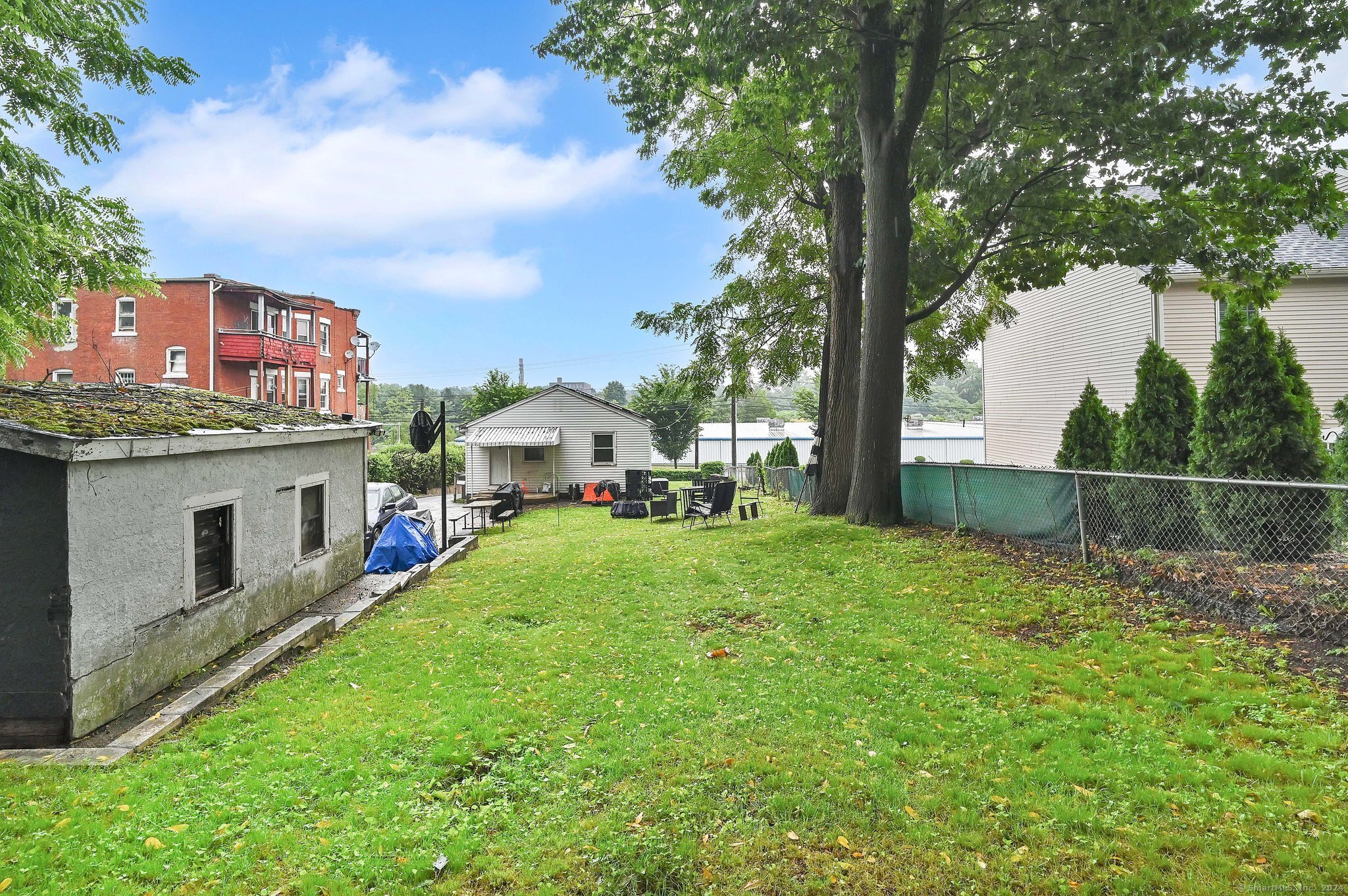 Photo 15 of 16 of 457 Columbus Boulevard house