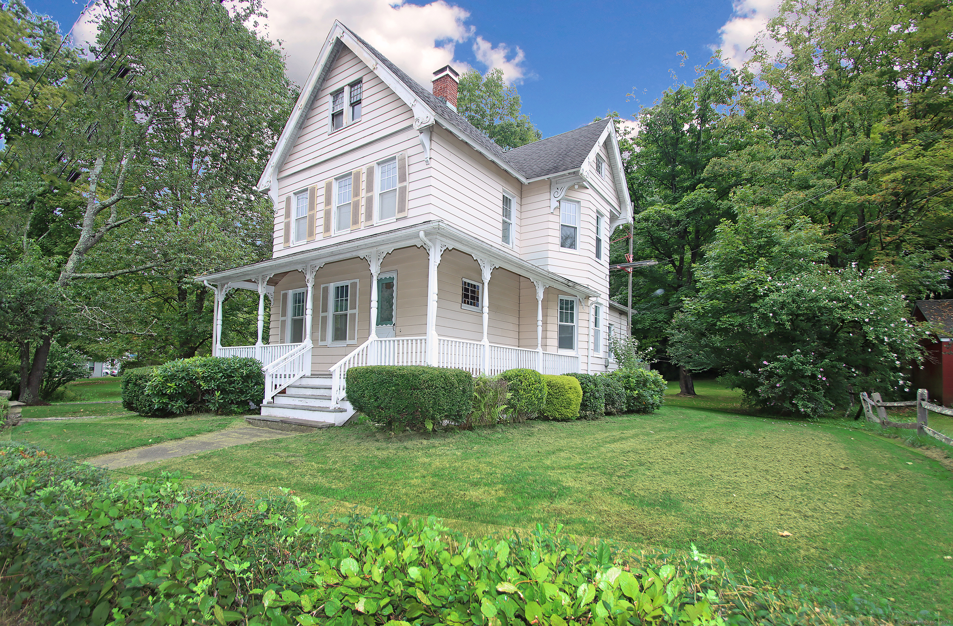 Photo 1 of 36 of 16 Glen Road house