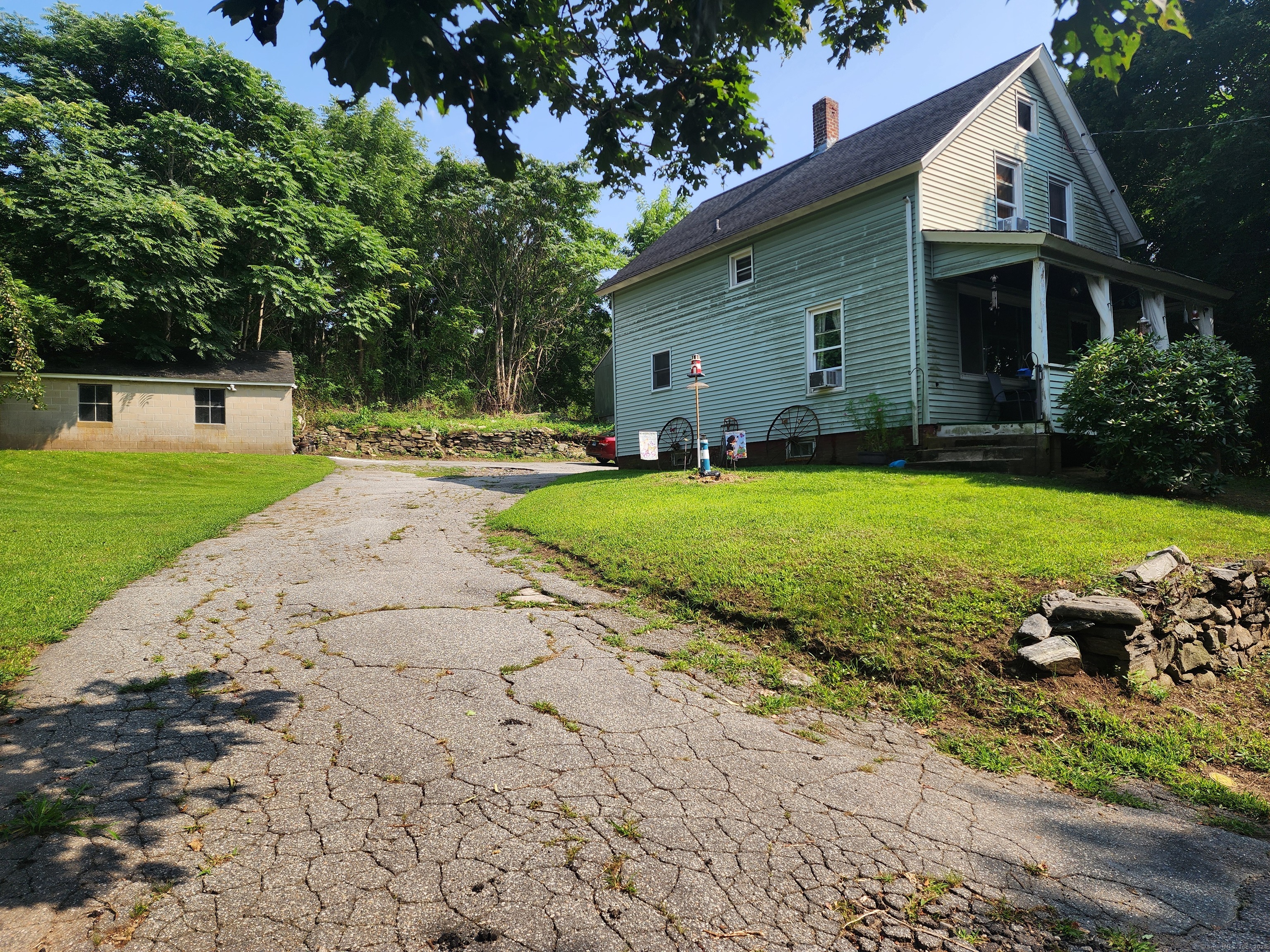 Photo 1 of 17 of 5 Avery Street Extension house