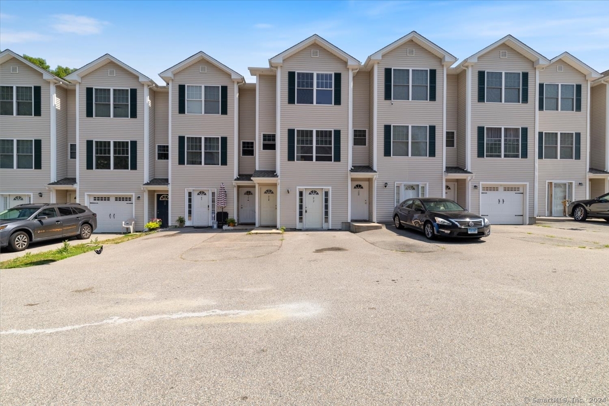 Photo 9 of 26 of 41 Palmer Street 22 townhome