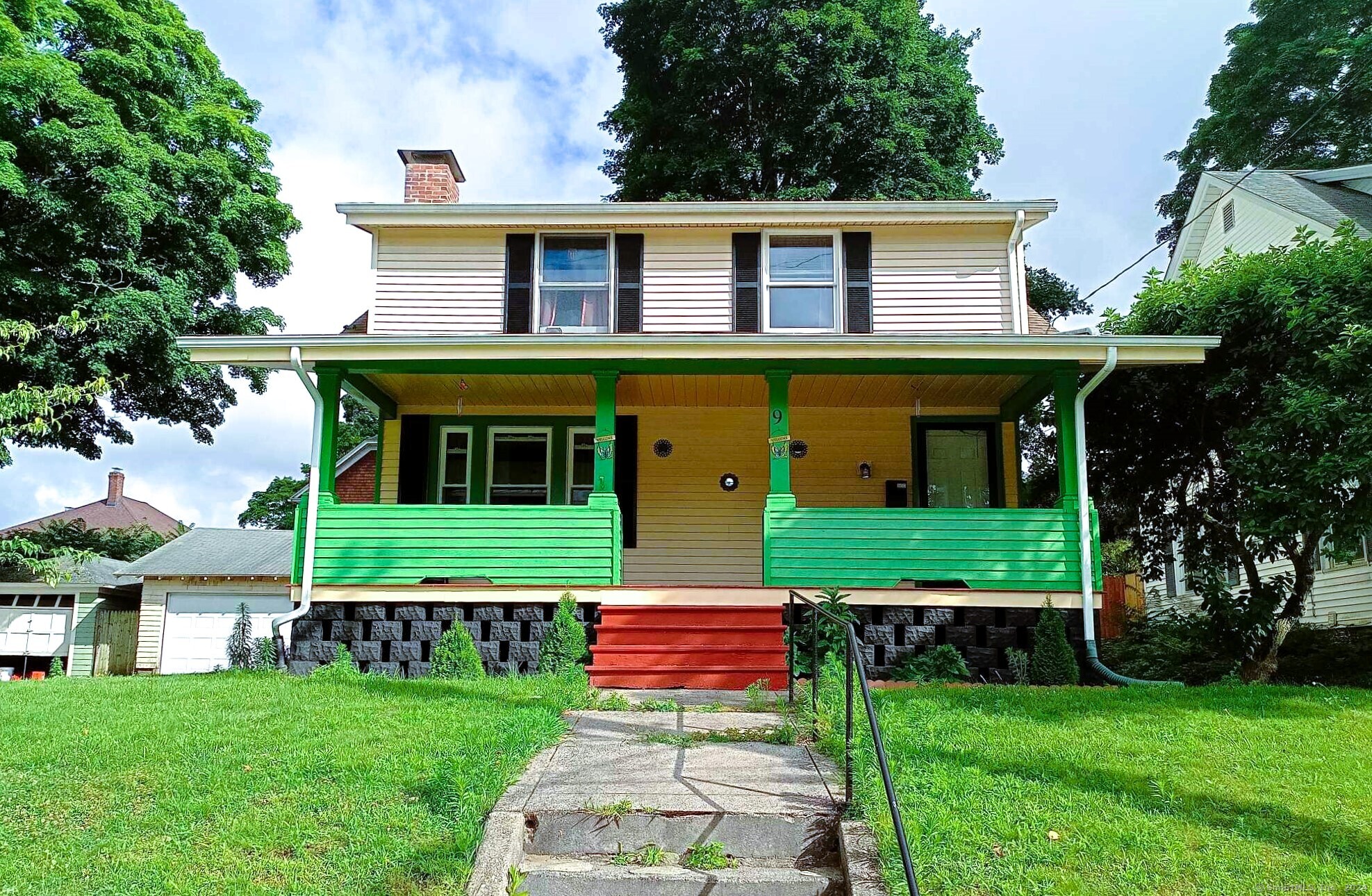 Photo 1 of 34 of 9 Elmwood Avenue house