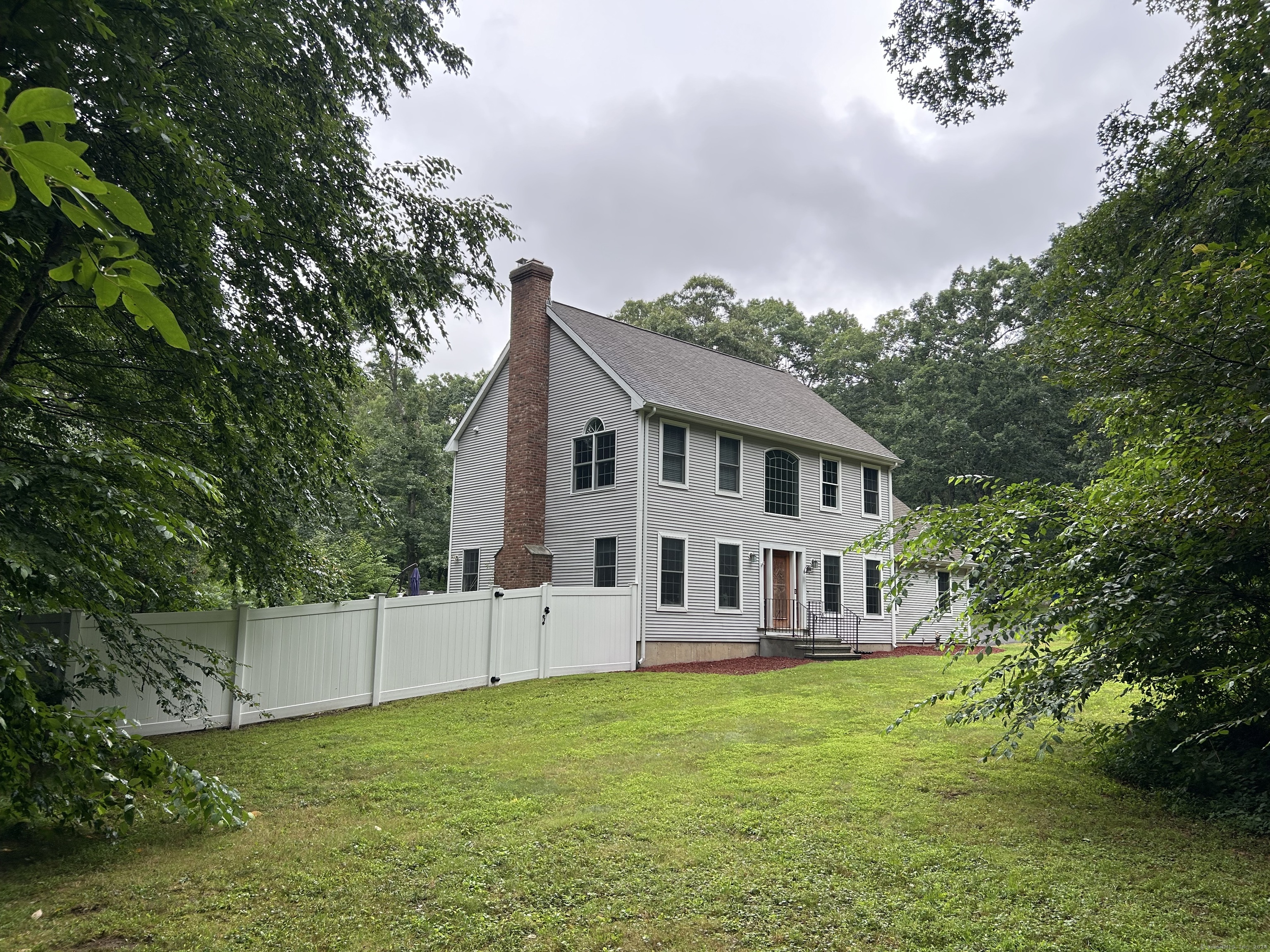 Photo 2 of 40 of 89 Flat Rock Hill Road house