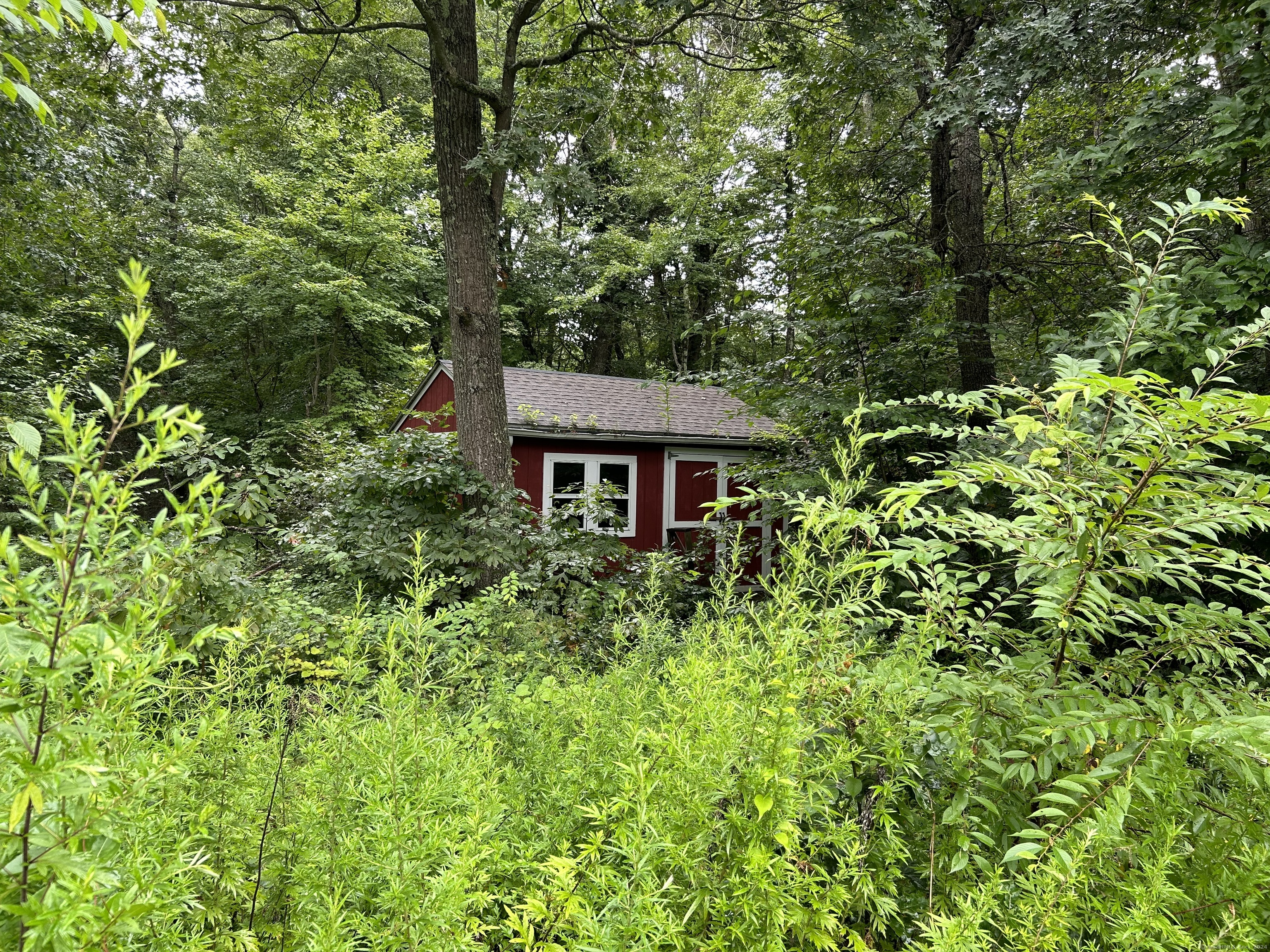 Photo 33 of 40 of 89 Flat Rock Hill Road house