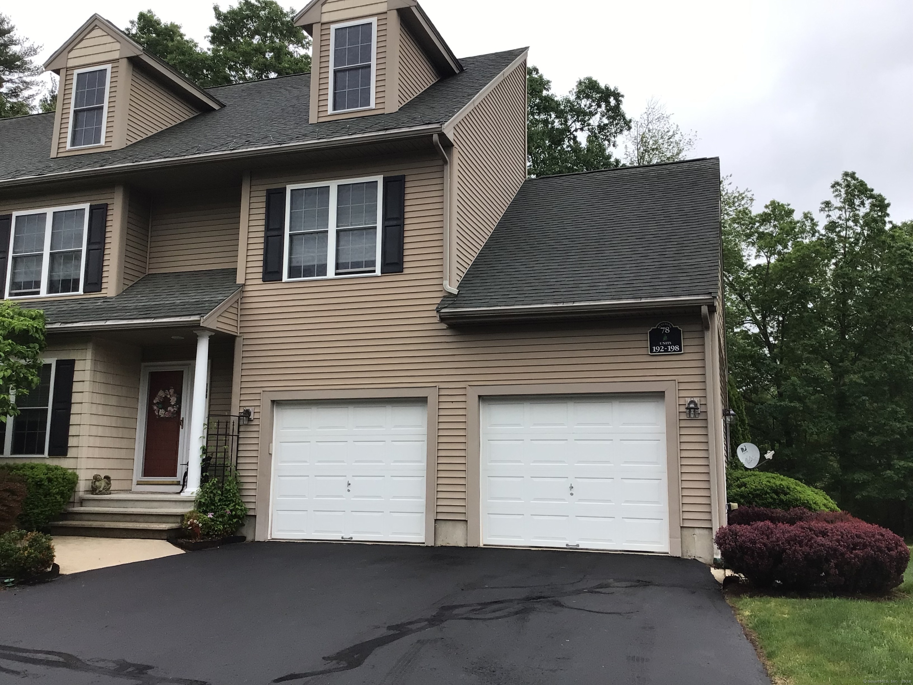 Photo 1 of 1 of 78 Perry Street 198 townhome