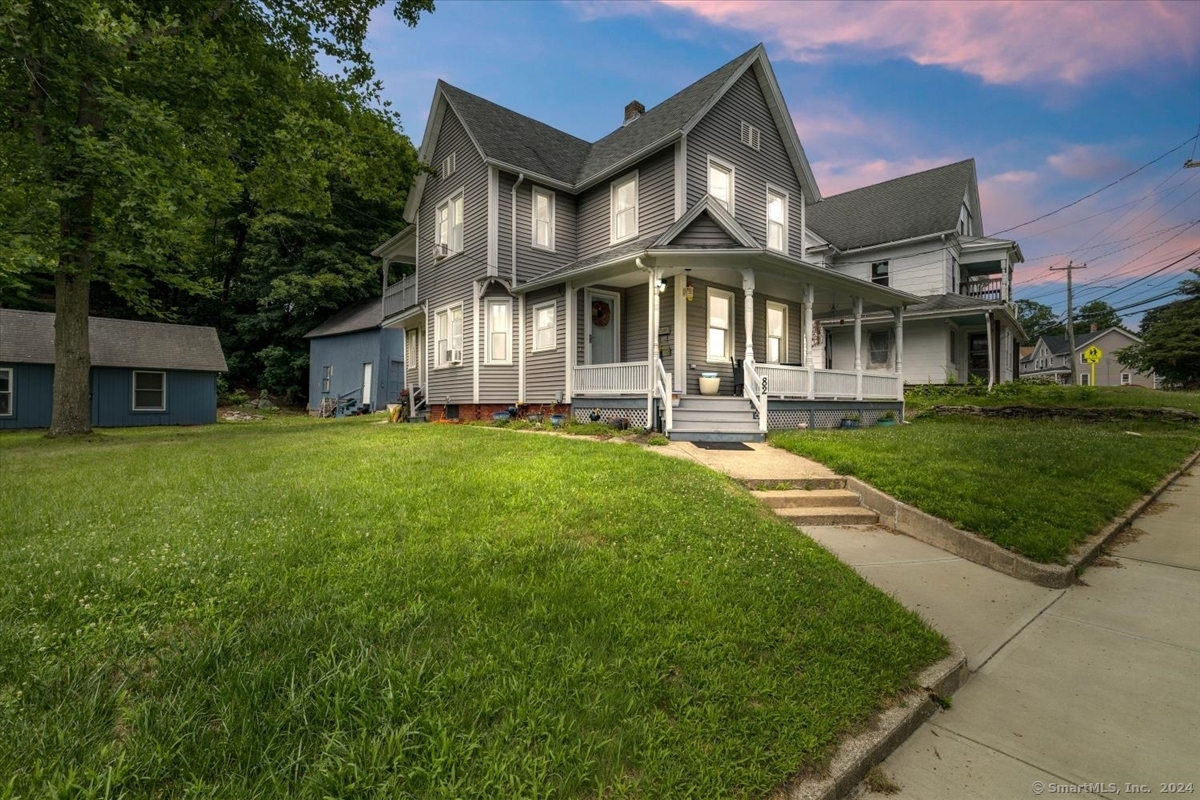 Photo 1 of 34 of 82 Woodstock Avenue house