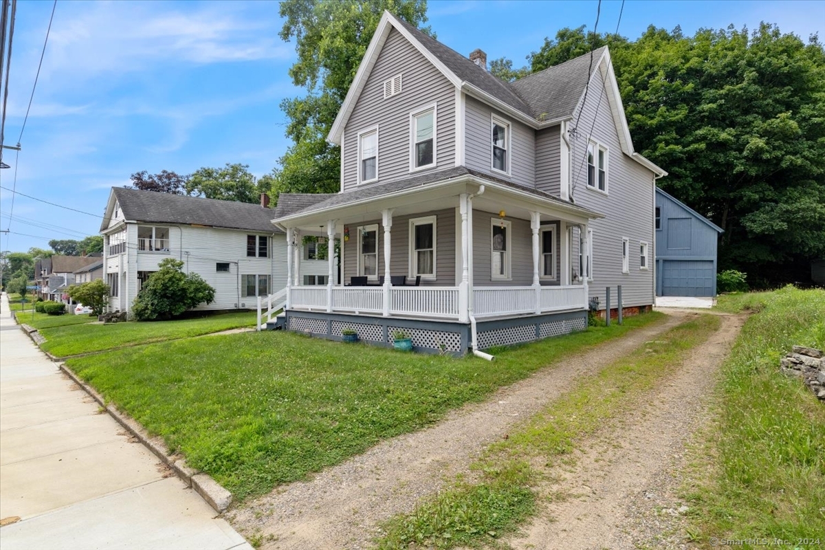 Photo 4 of 34 of 82 Woodstock Avenue house