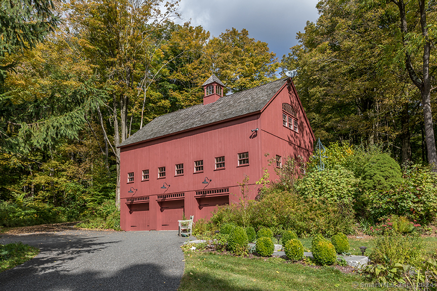 Photo 6 of 34 of 6 Painter Hill Road house