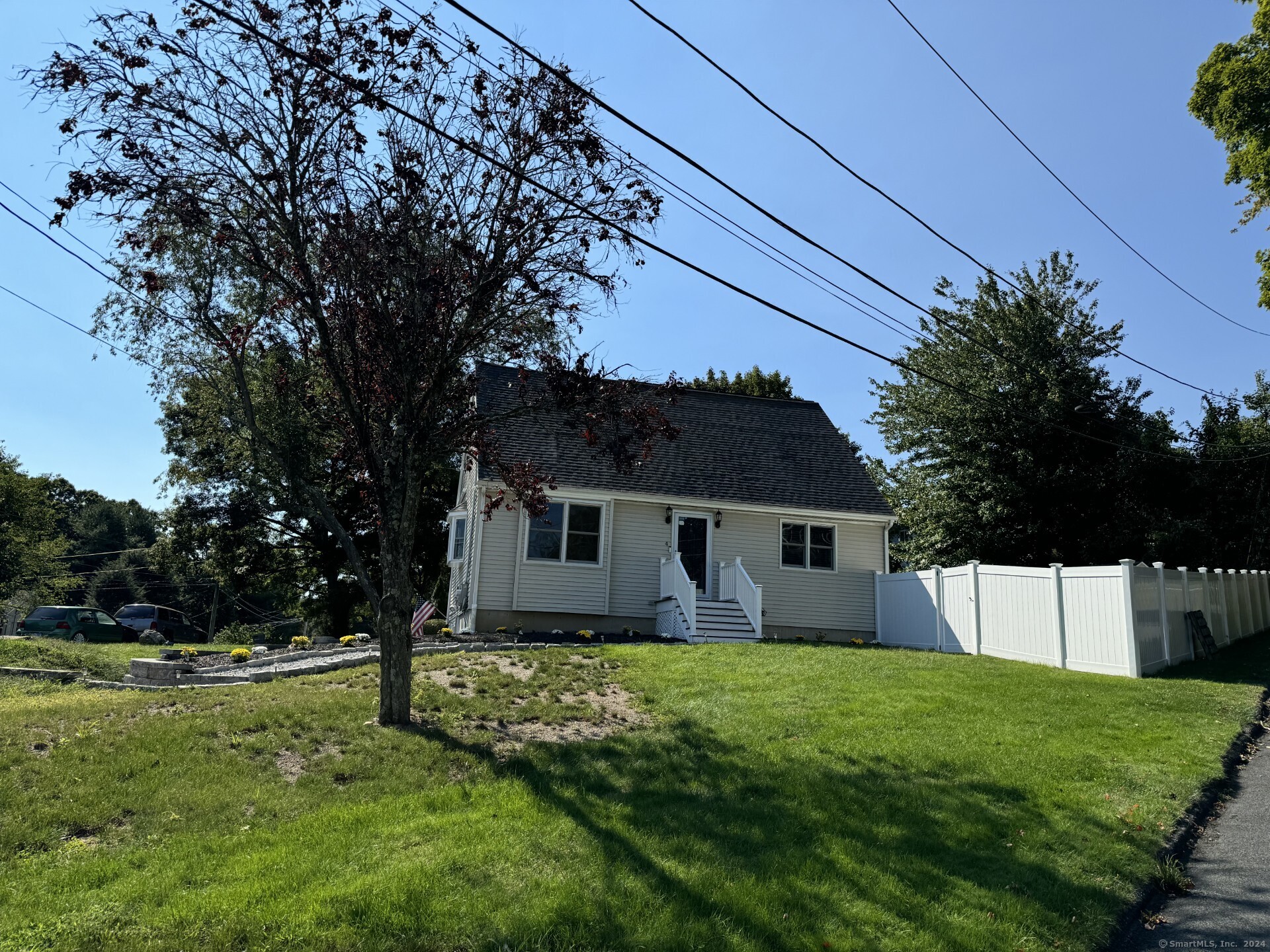 Photo 1 of 39 of 4 Tuxedo Avenue house