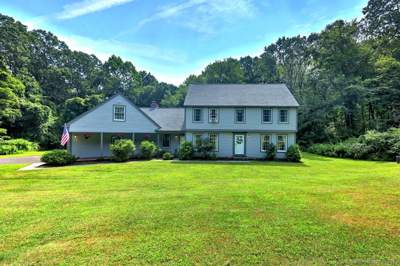 Photo 1 of 33 of 75 Stonegate Drive house