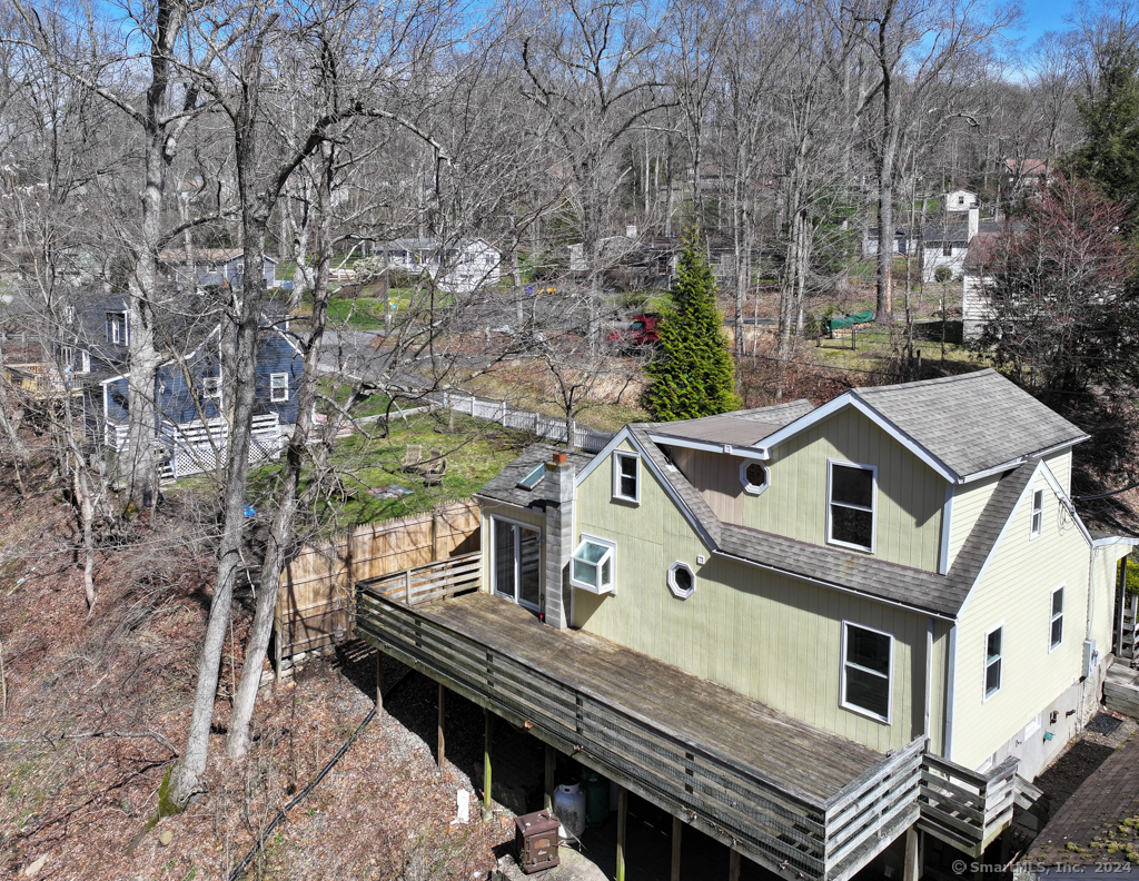 Photo 2 of 18 of 20 Sleepy Hollow Road house