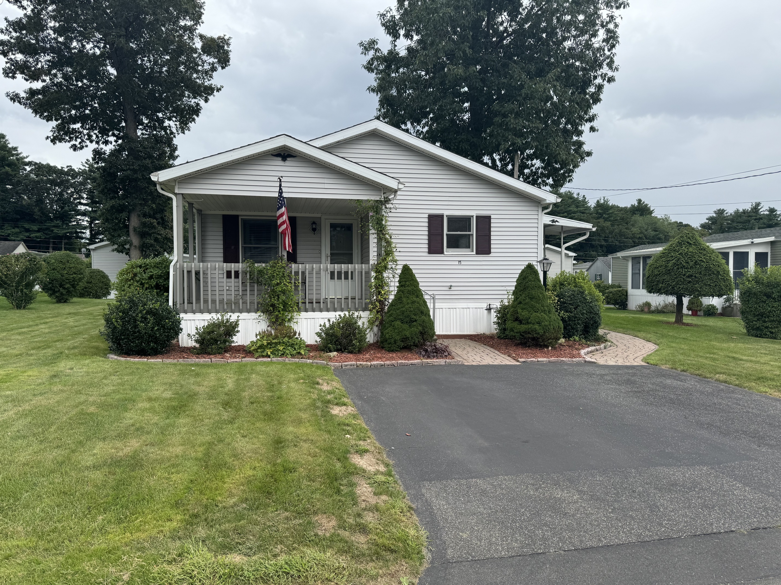 Photo 1 of 1 of 15 Oak Road mobile home