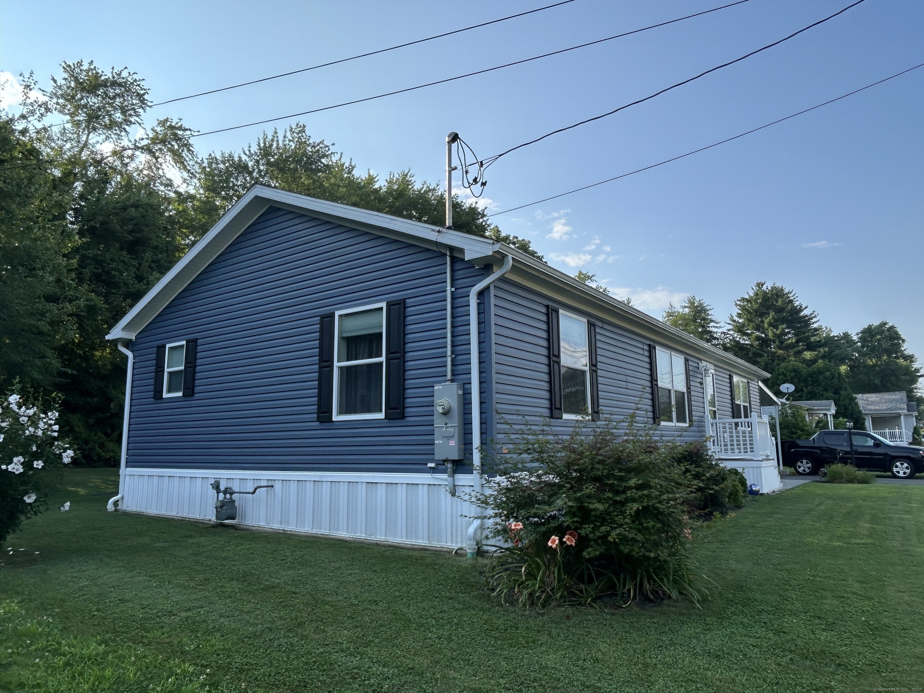 Photo 8 of 39 of 24 Brookside Drive mobile home