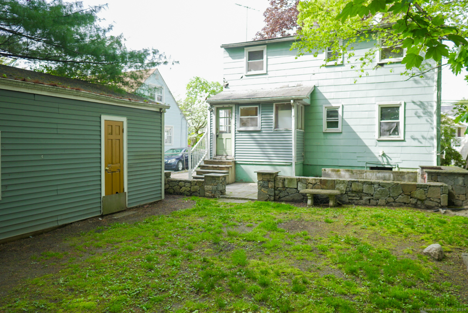 Photo 24 of 28 of 87 Holcomb Avenue house