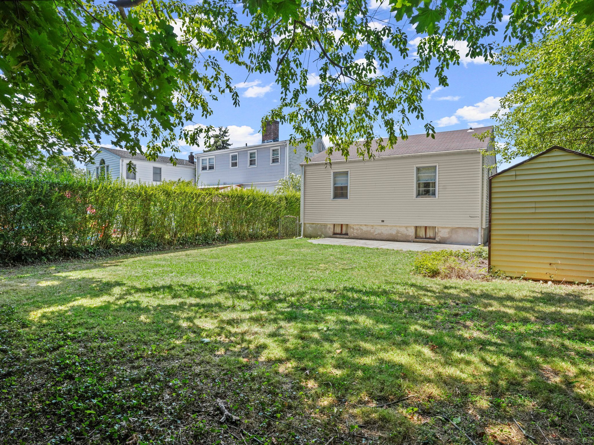 Photo 18 of 29 of 13 Willowbrook Place house