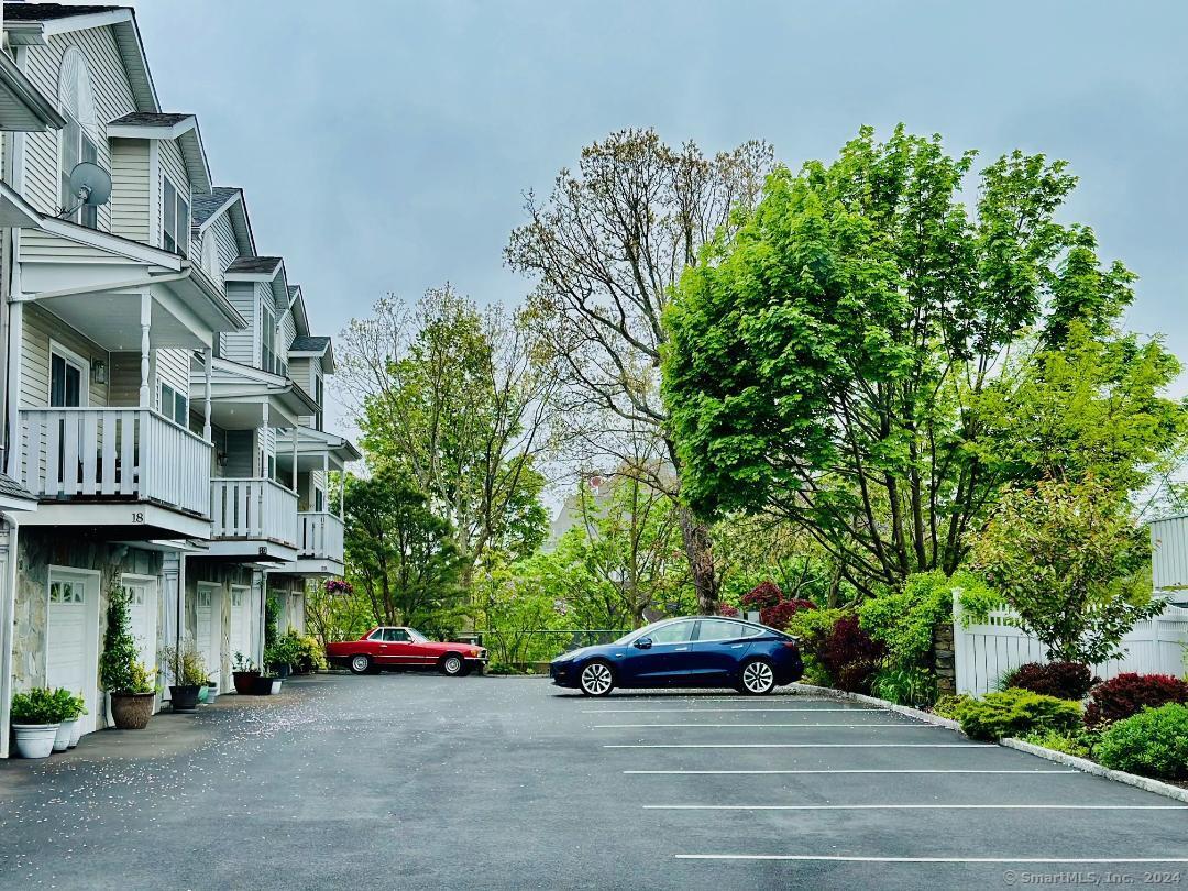 Photo 2 of 2 of 32 Highland Road 19 townhome