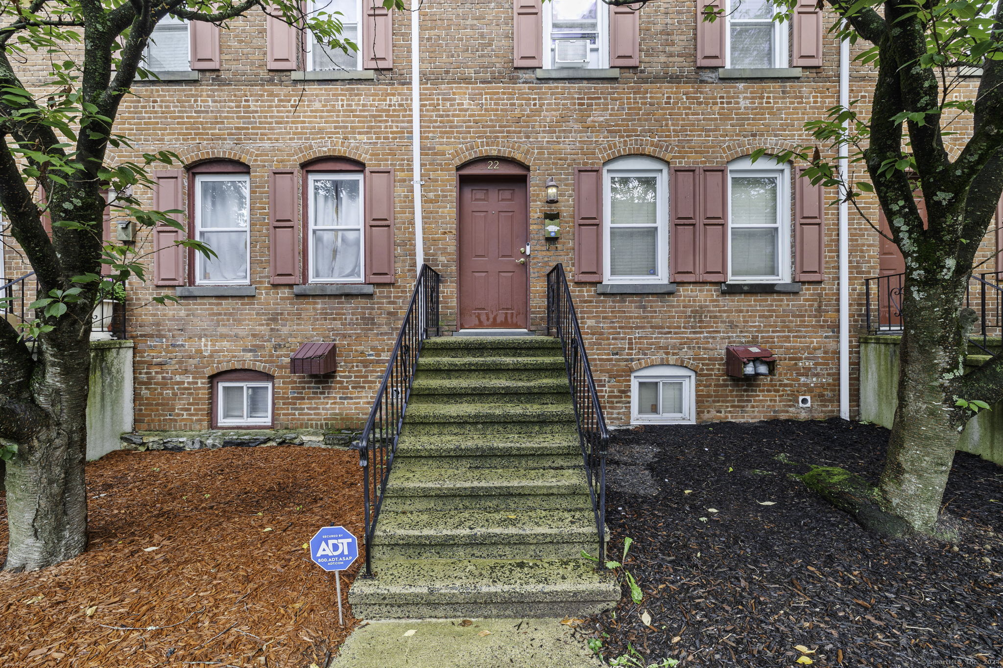 Photo 1 of 34 of 18 Brown Avenue 22 townhome