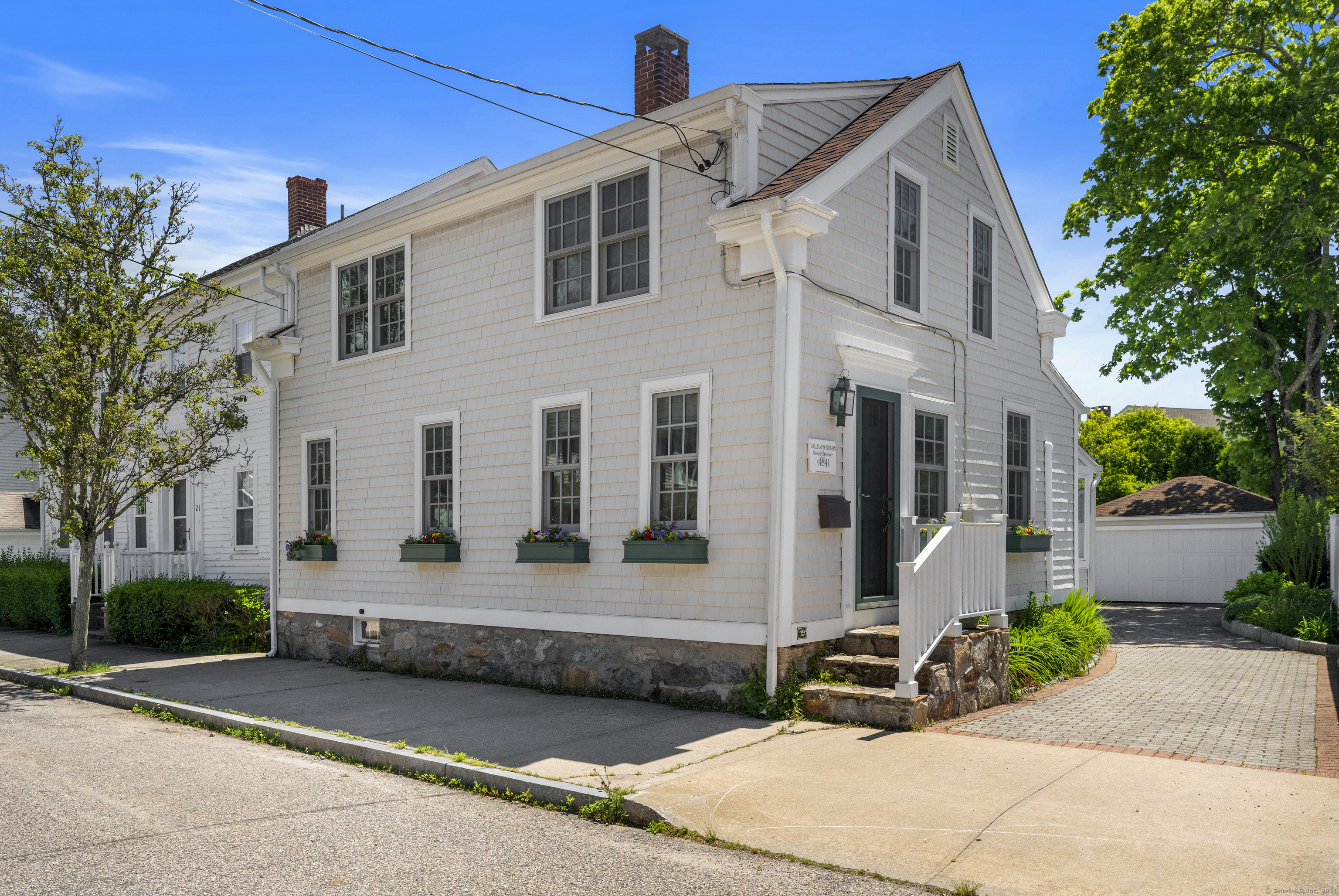 Photo 1 of 28 of 19 Elm Street house