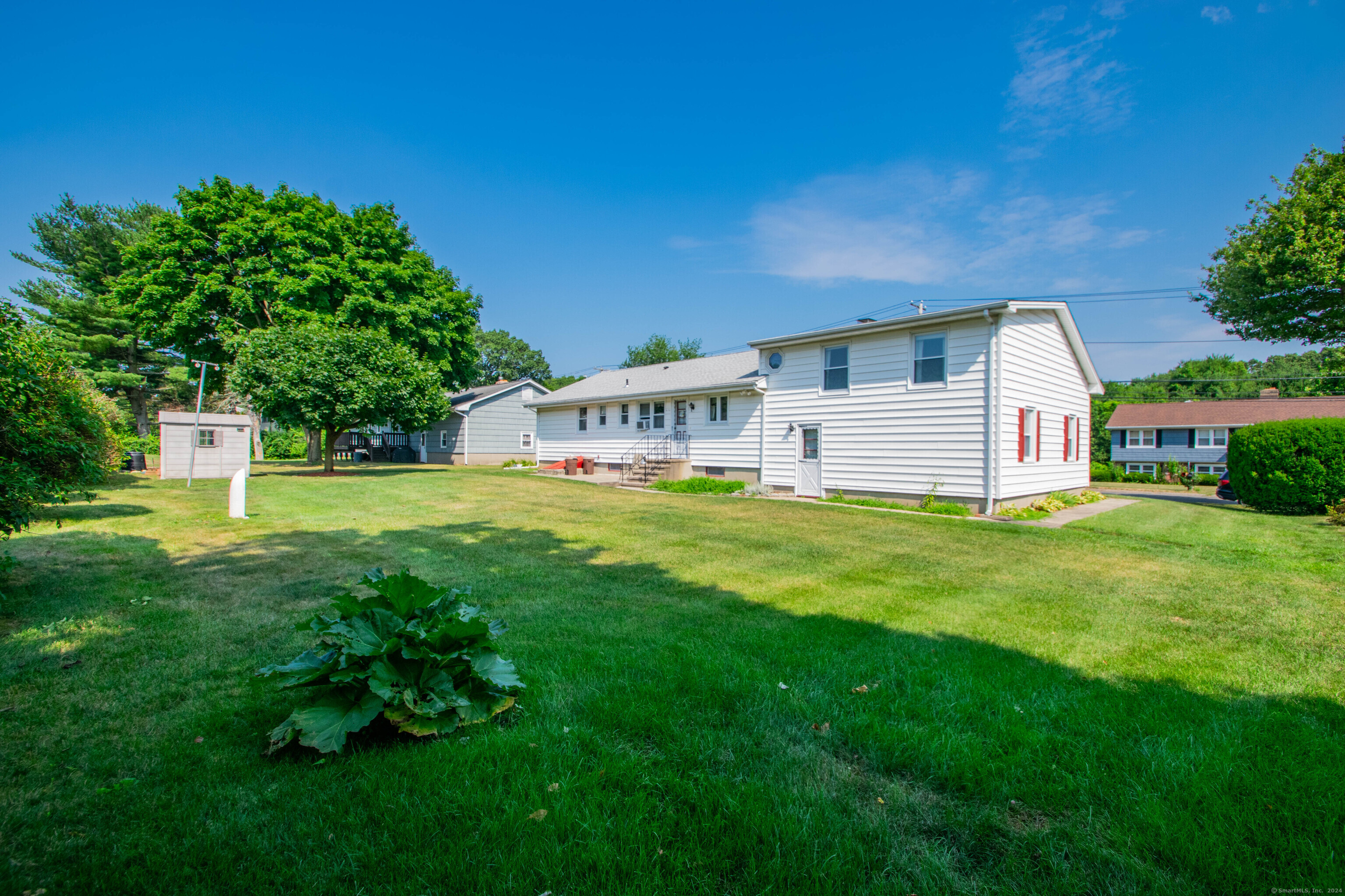 Photo 2 of 18 of 55 Wigwam Lane house