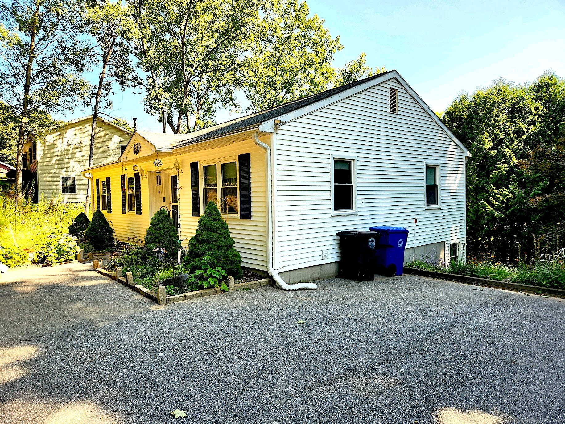 Photo 2 of 2 of 174 Dennison Drive house