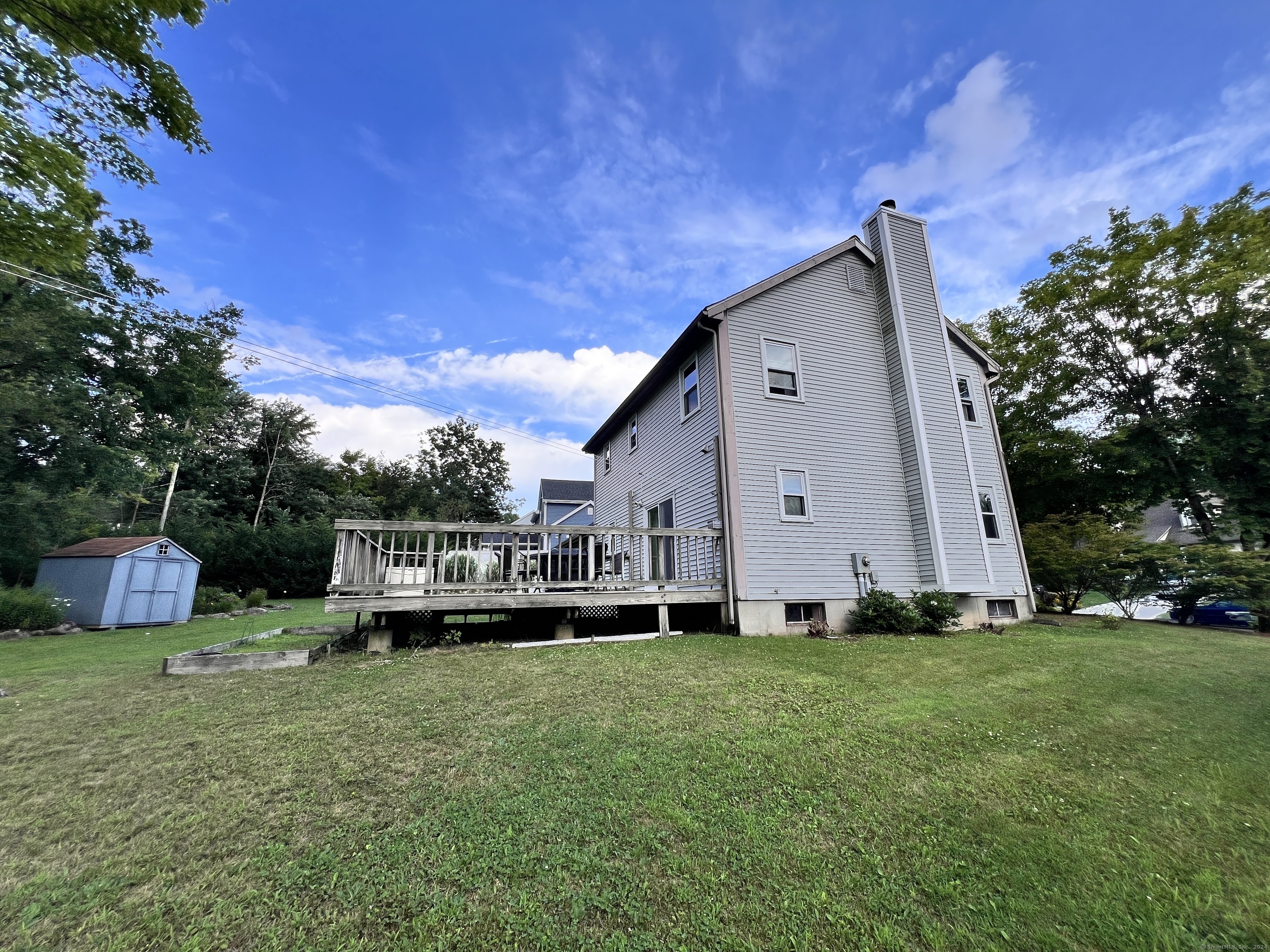 Photo 5 of 31 of 87 Deercrest Drive house