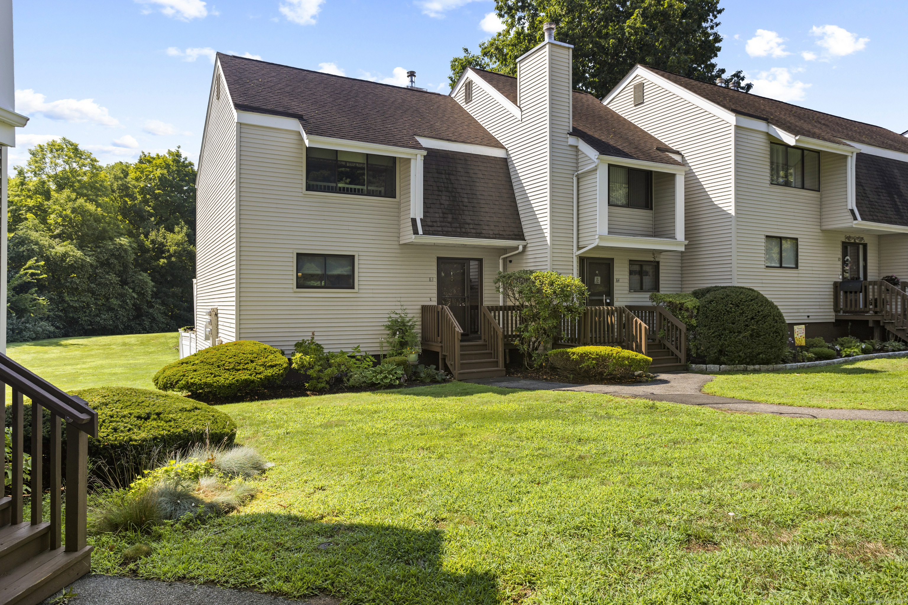 Photo 1 of 32 of 83 Spice Hill Drive 83 townhome