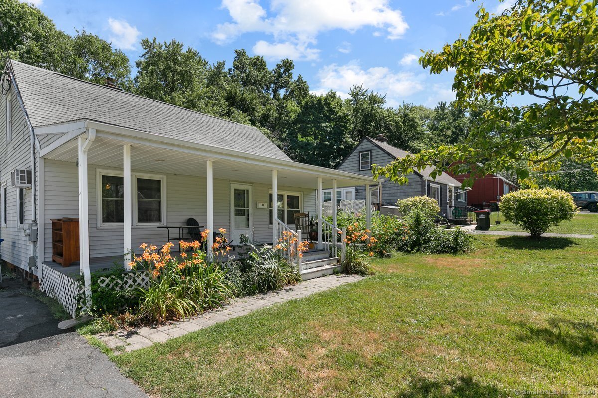 Photo 2 of 27 of 31 Tremper Drive house