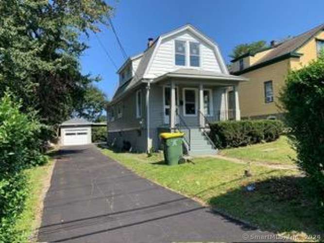 Photo 1 of 17 of 176 Chipman Street house