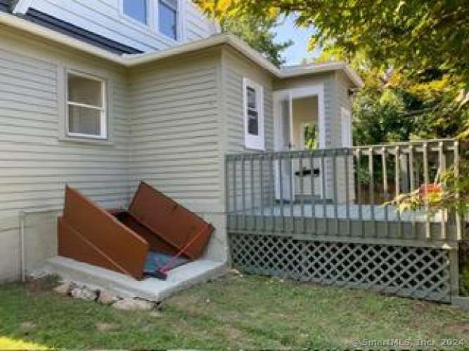 Photo 4 of 17 of 176 Chipman Street house