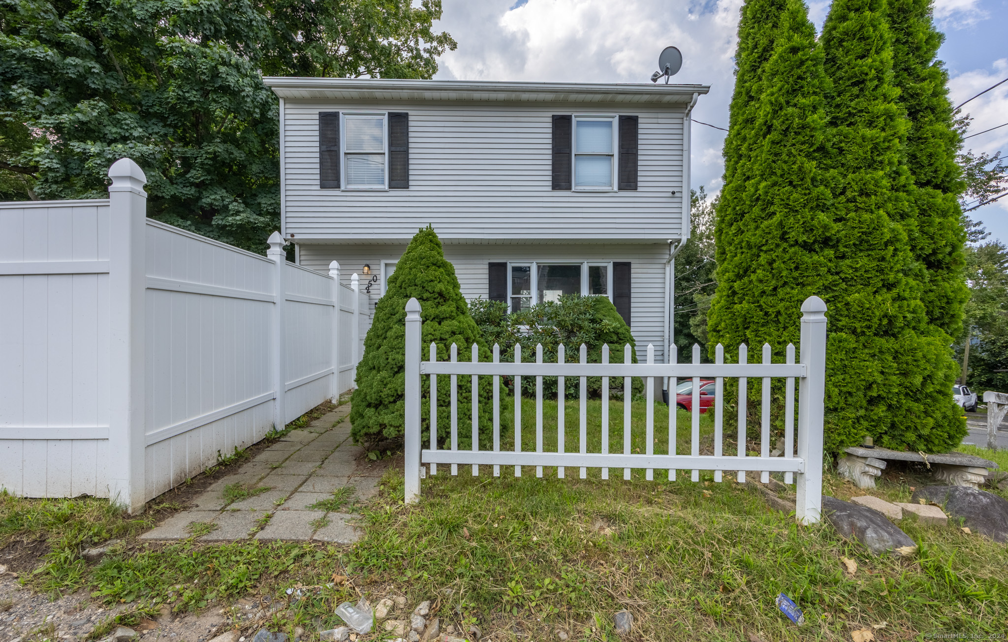 Photo 1 of 24 of 250 Madison Street house