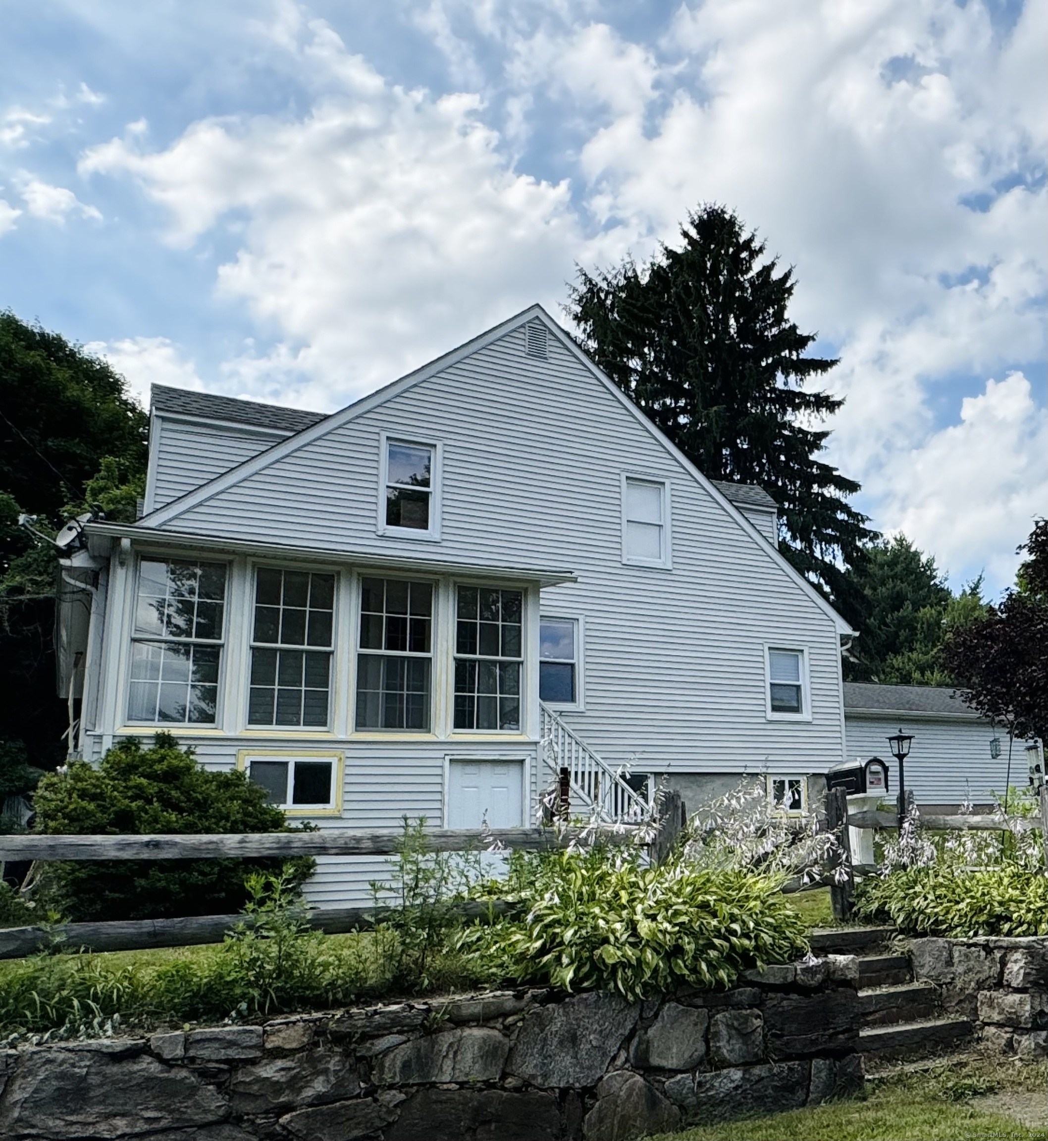 Photo 5 of 8 of 37 Arcadia Avenue house