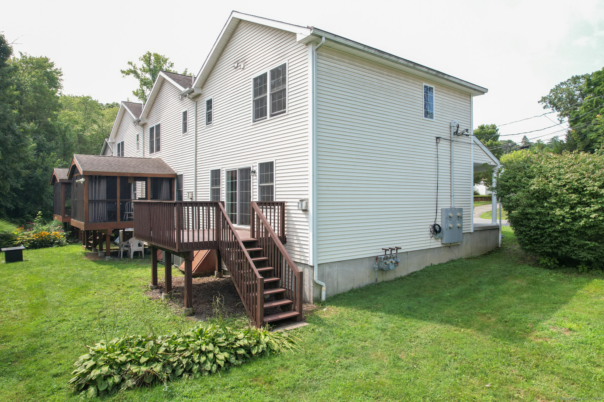 Photo 6 of 8 of 27 Russell Avenue 1 townhome