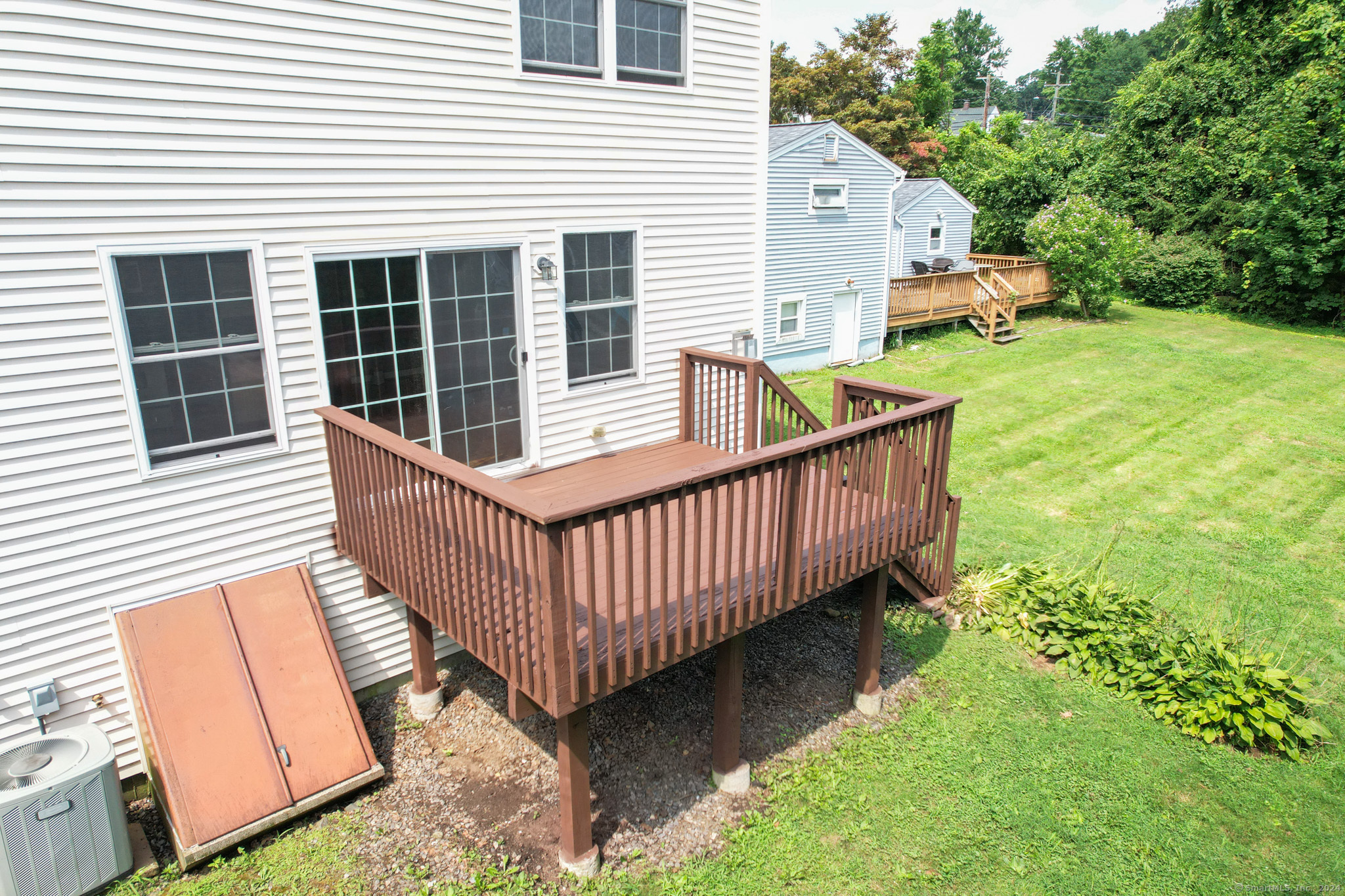 Photo 7 of 8 of 27 Russell Avenue 1 townhome