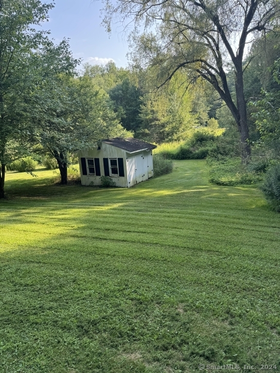 Photo 6 of 39 of 1456 Middlebury Road house