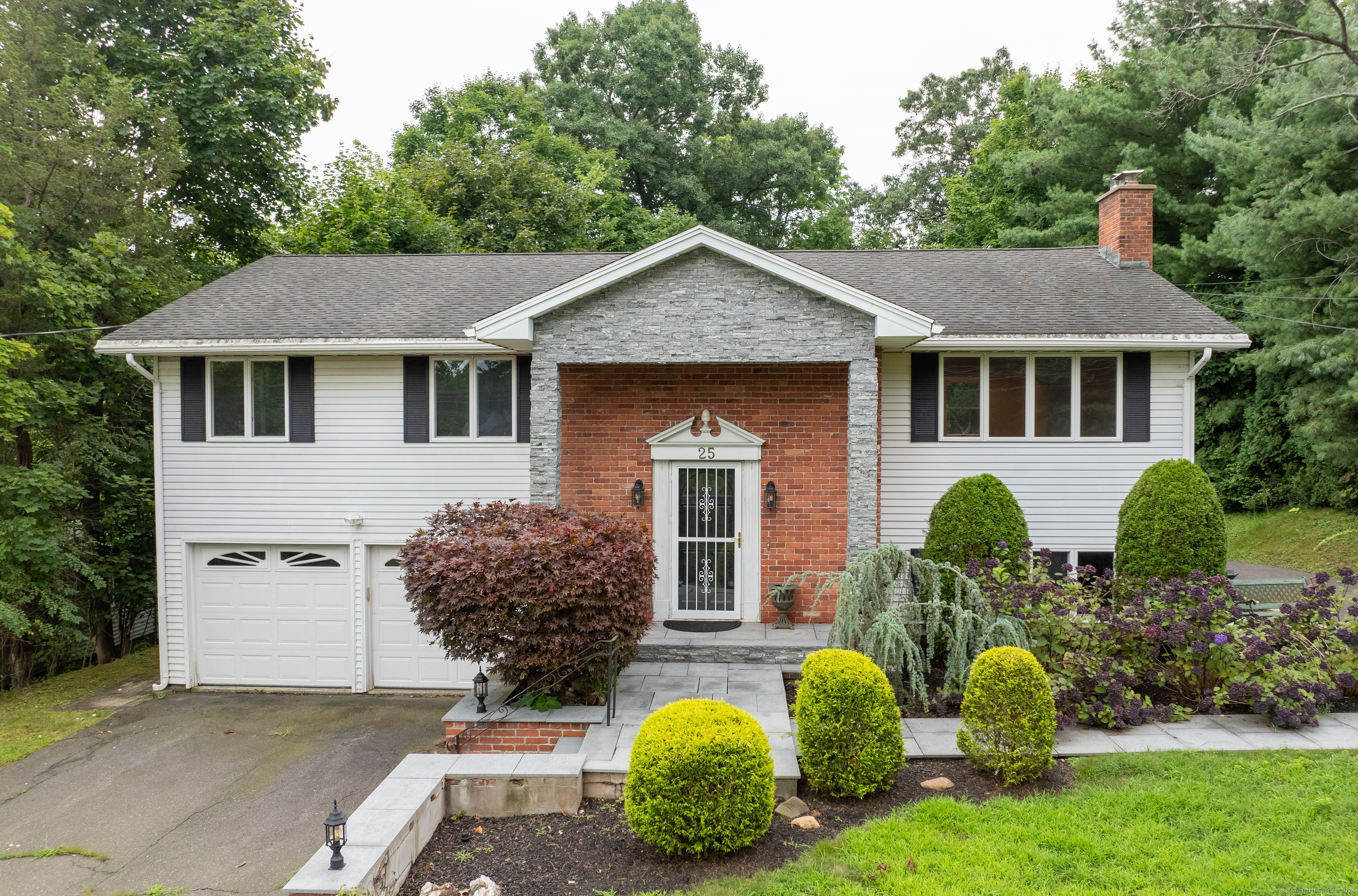 Photo 1 of 36 of 25 Birch Hill Drive house