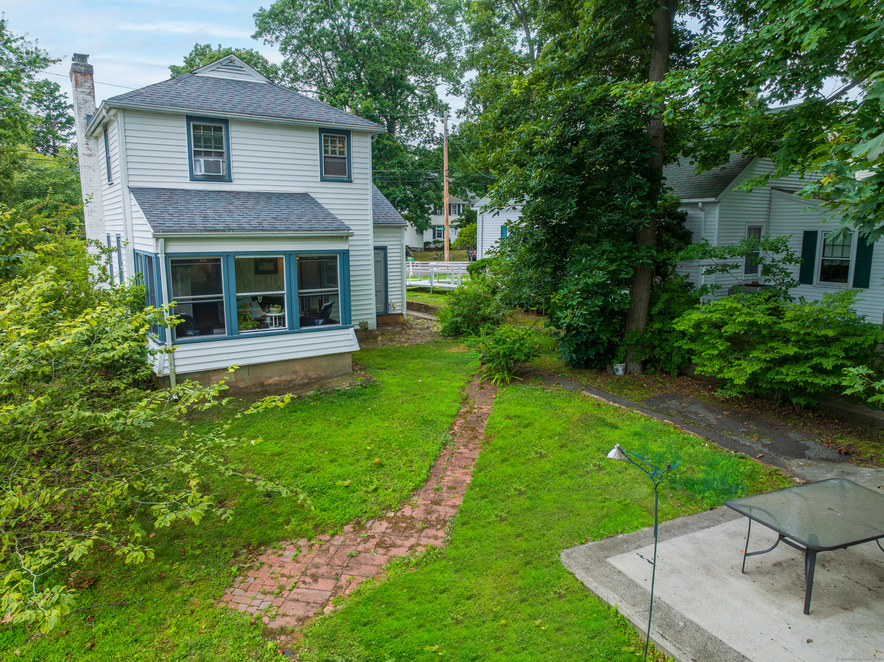 Photo 15 of 15 of 53 Trumbull Street house