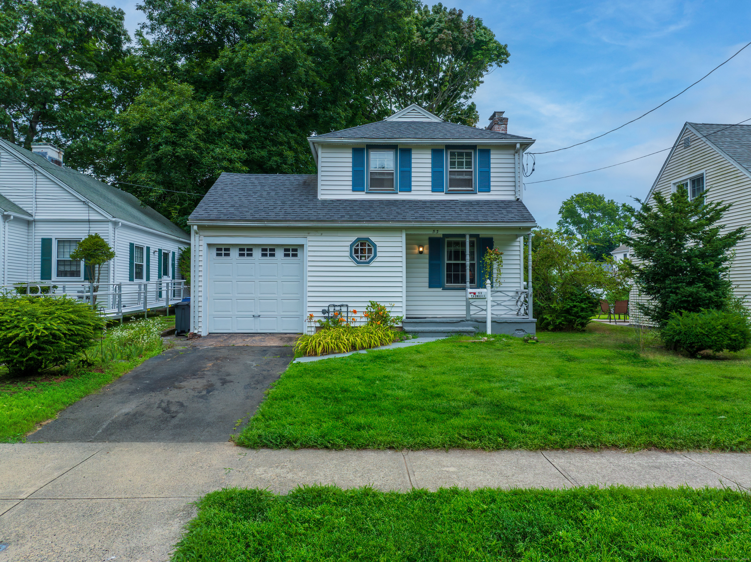 Photo 2 of 15 of 53 Trumbull Street house